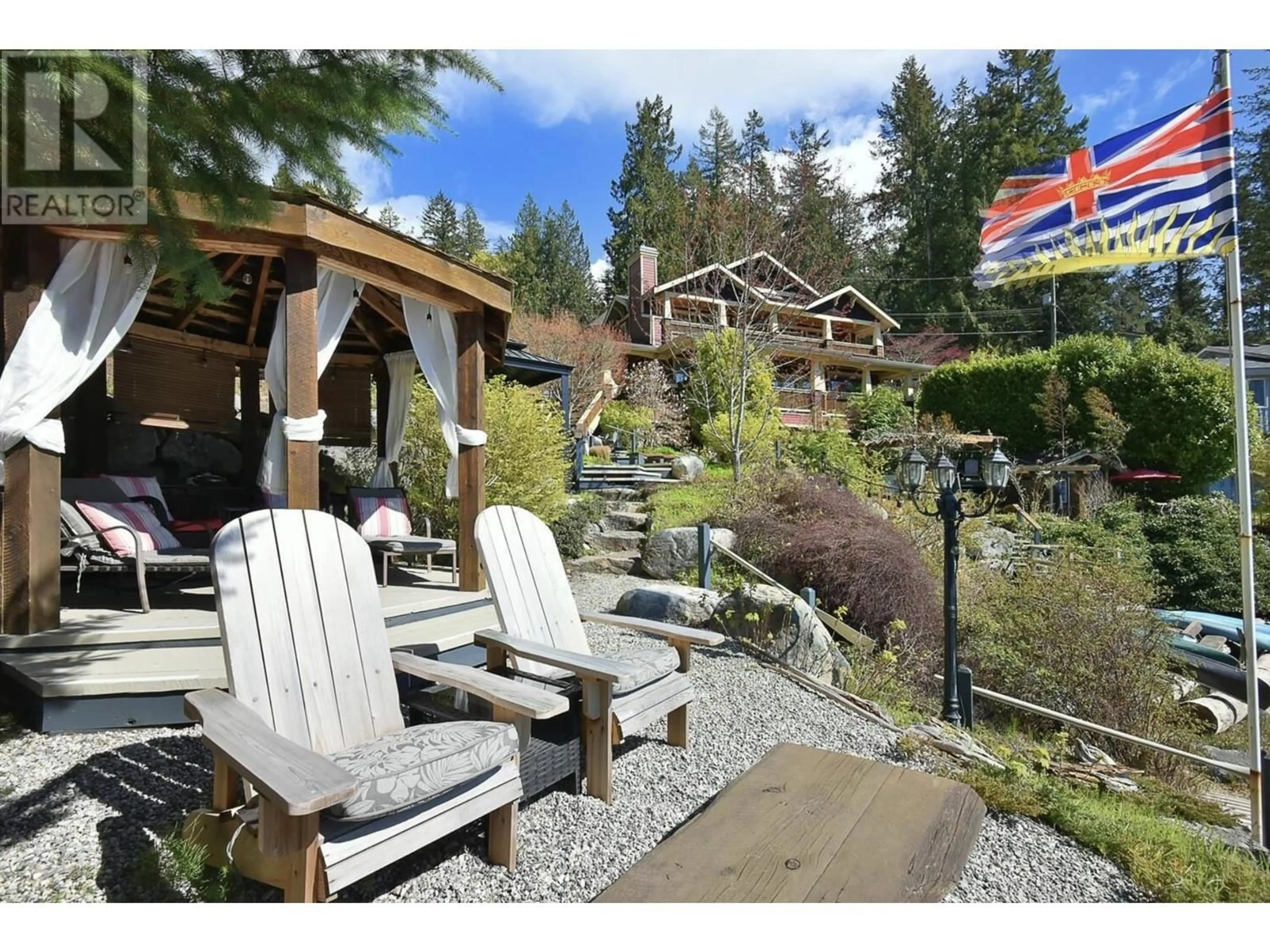 Patio, unknown for 7545 ISLETS PLACE, Sechelt British Columbia V7Z0C5
