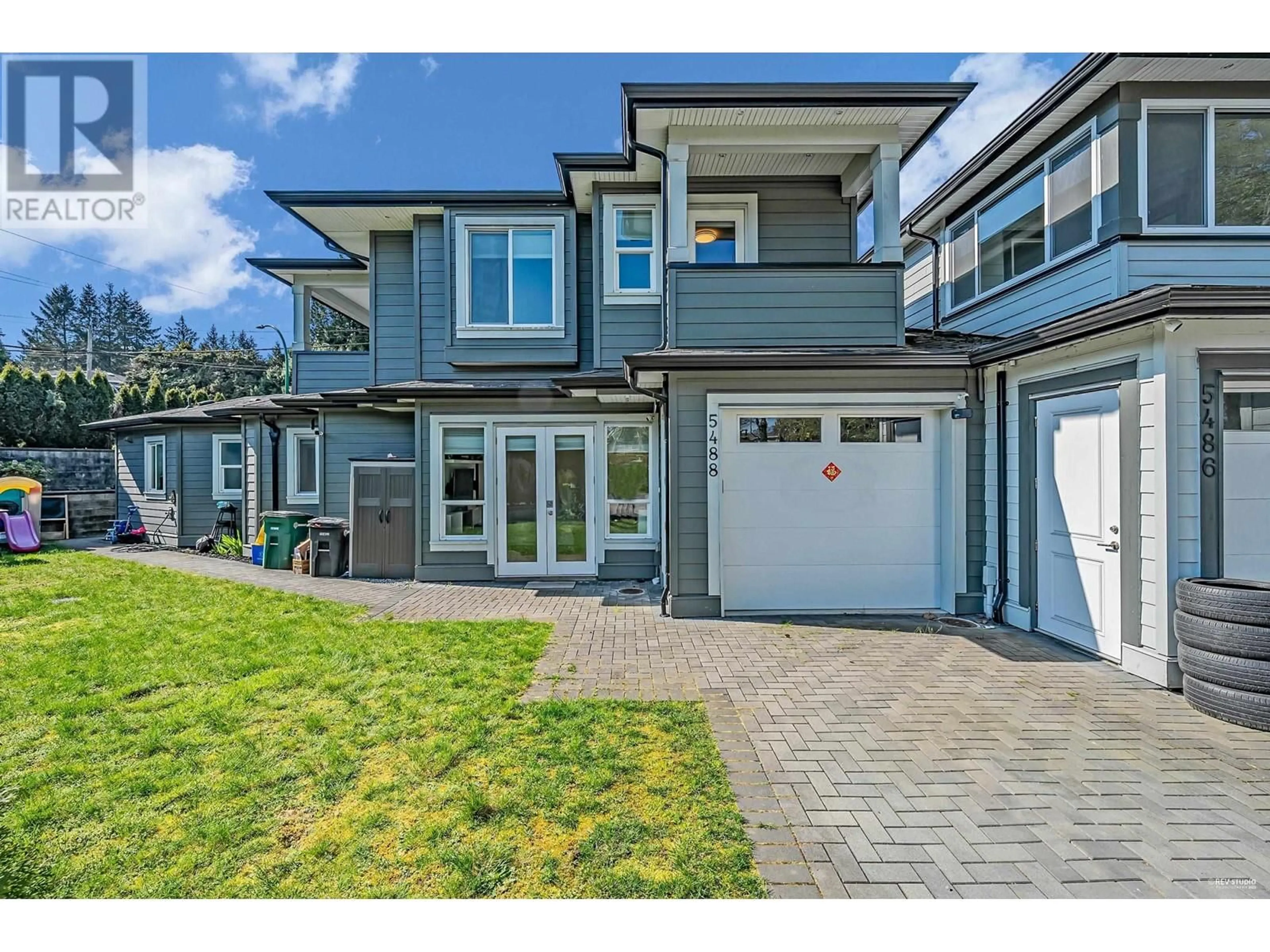 Home with vinyl exterior material, street for 5488 CANADA WAY, Burnaby British Columbia V5E3N3