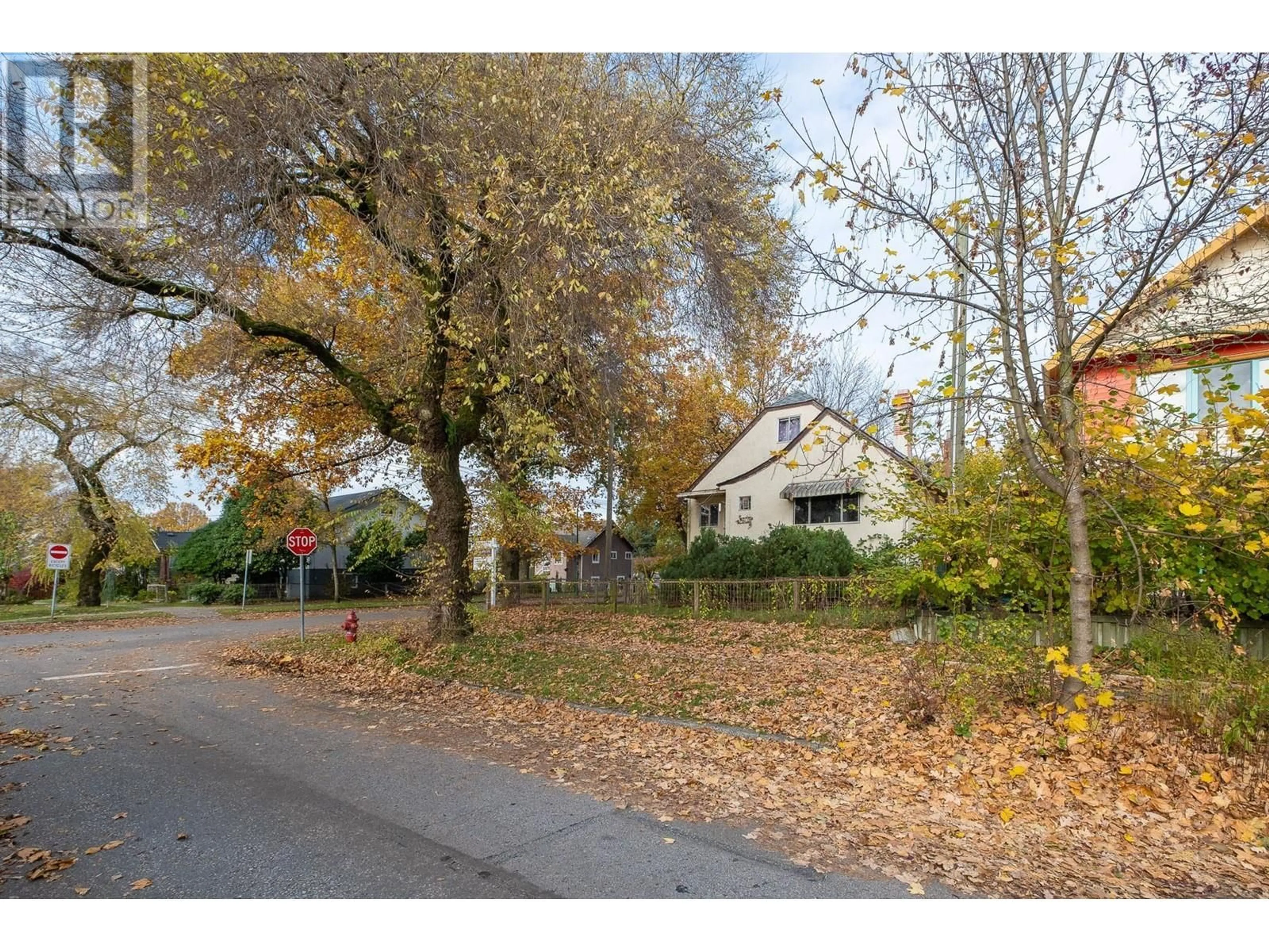 A pic from outside/outdoor area/front of a property/back of a property/a pic from drone, street for 2305 TURNER STREET, Vancouver British Columbia V5L2A6