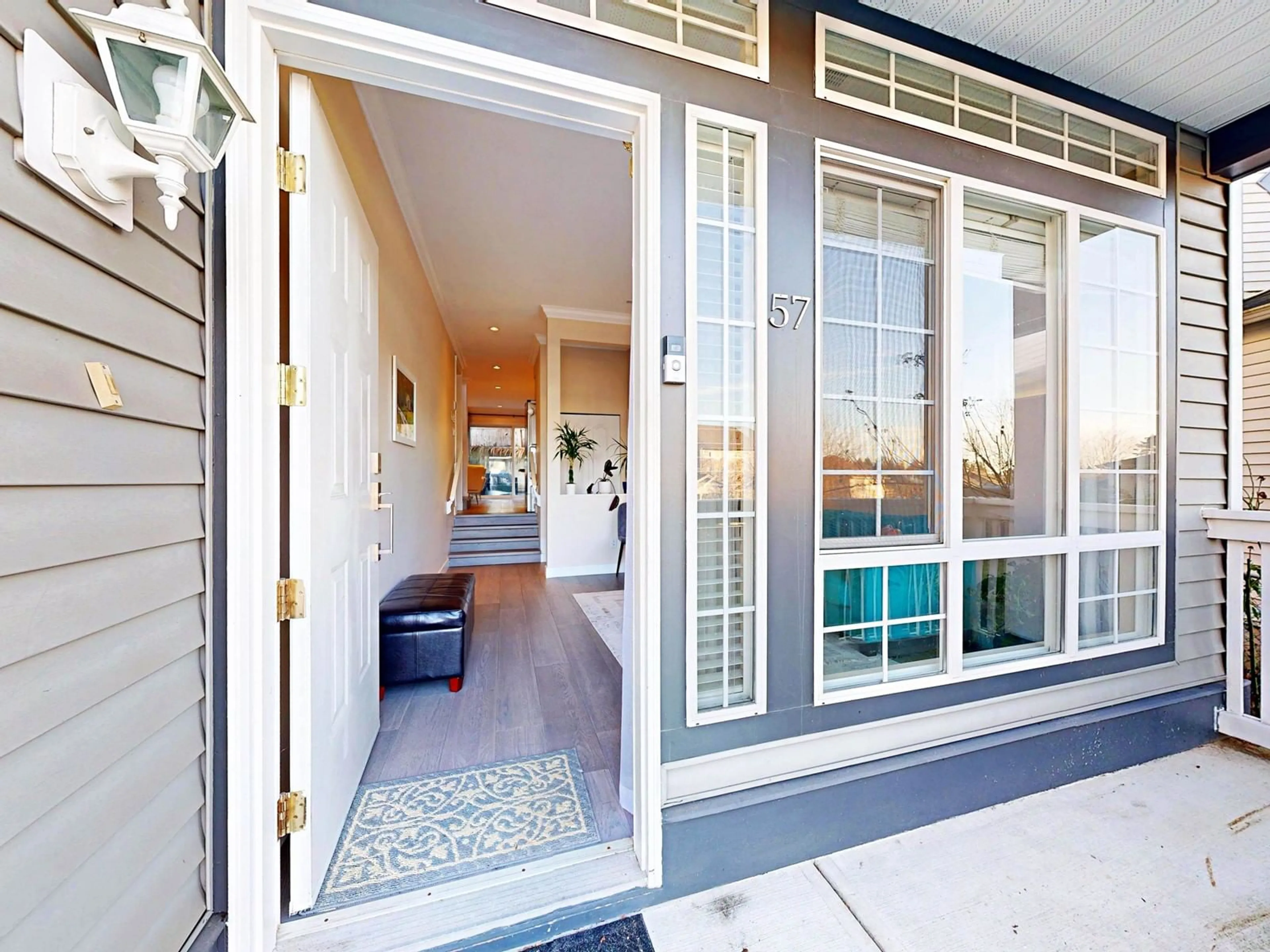 Indoor entryway for 57 - 8888 216, Langley British Columbia V1M3Z6