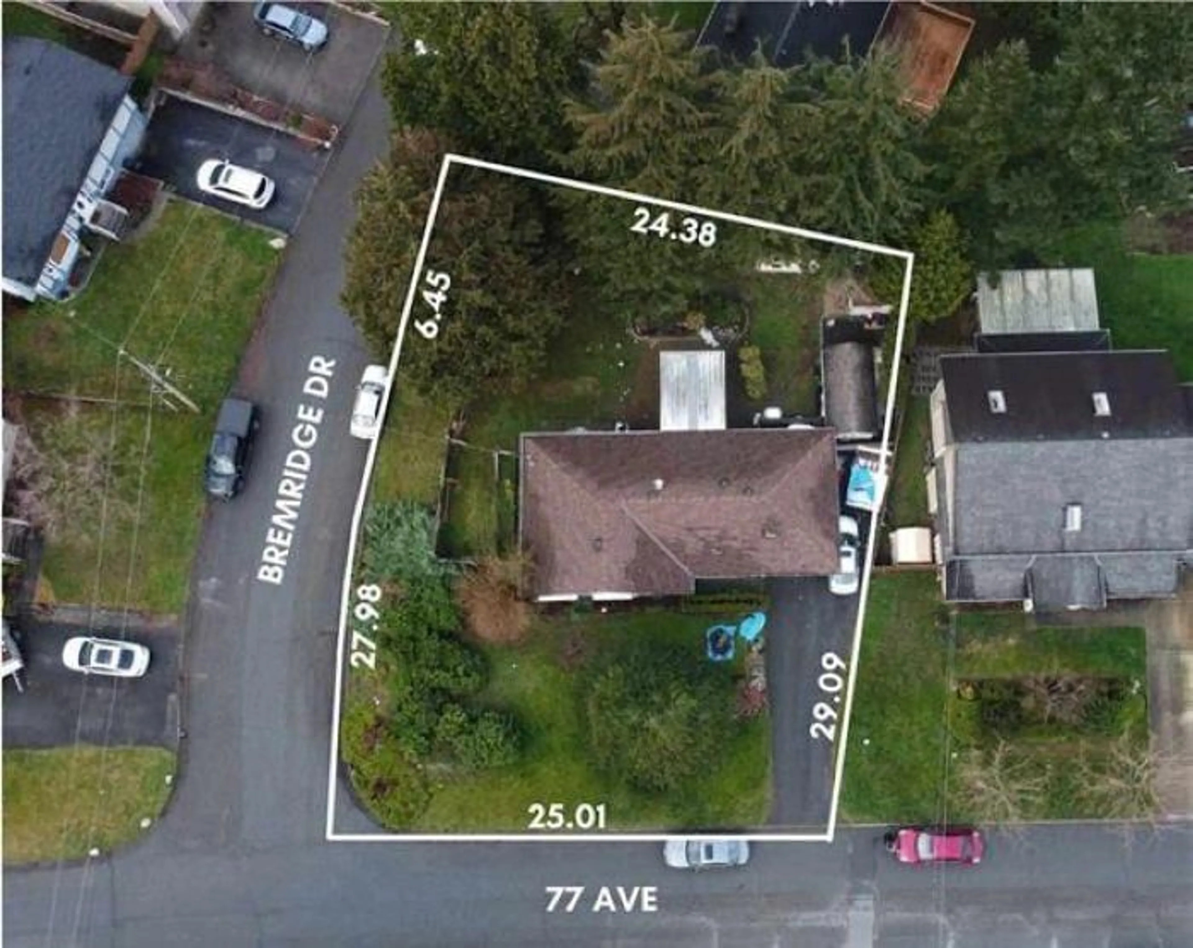 A pic from outside/outdoor area/front of a property/back of a property/a pic from drone, street for 11377 77, Delta British Columbia V4C1M2