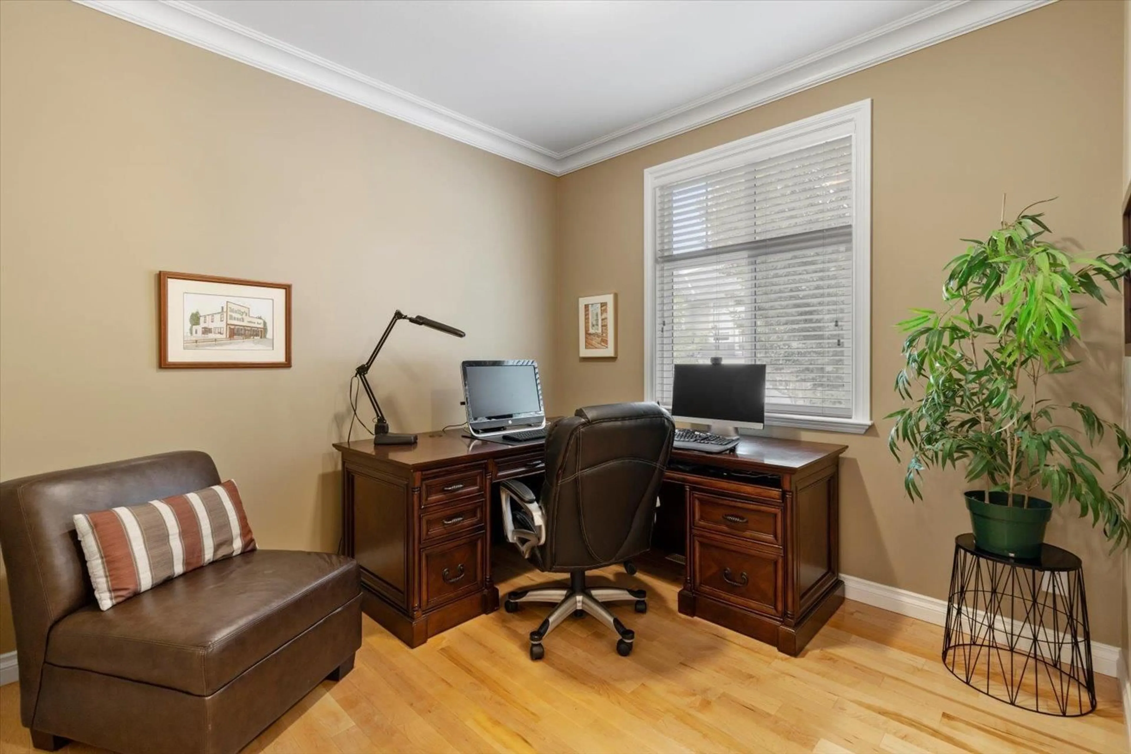 A pic of a room for 59 - 36260 MCKEE, Abbotsford British Columbia V3G0A9