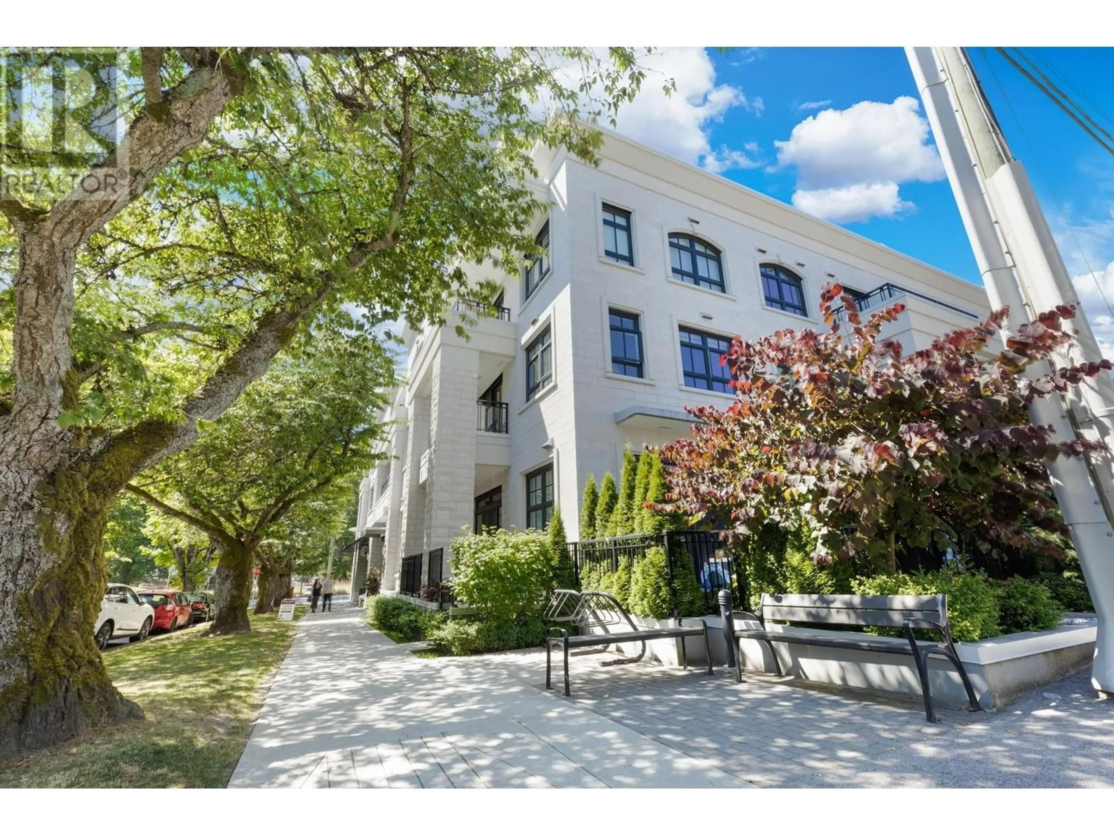 Patio, street for PH4 - 2089 43RD AVENUE, Vancouver British Columbia V6M2C8