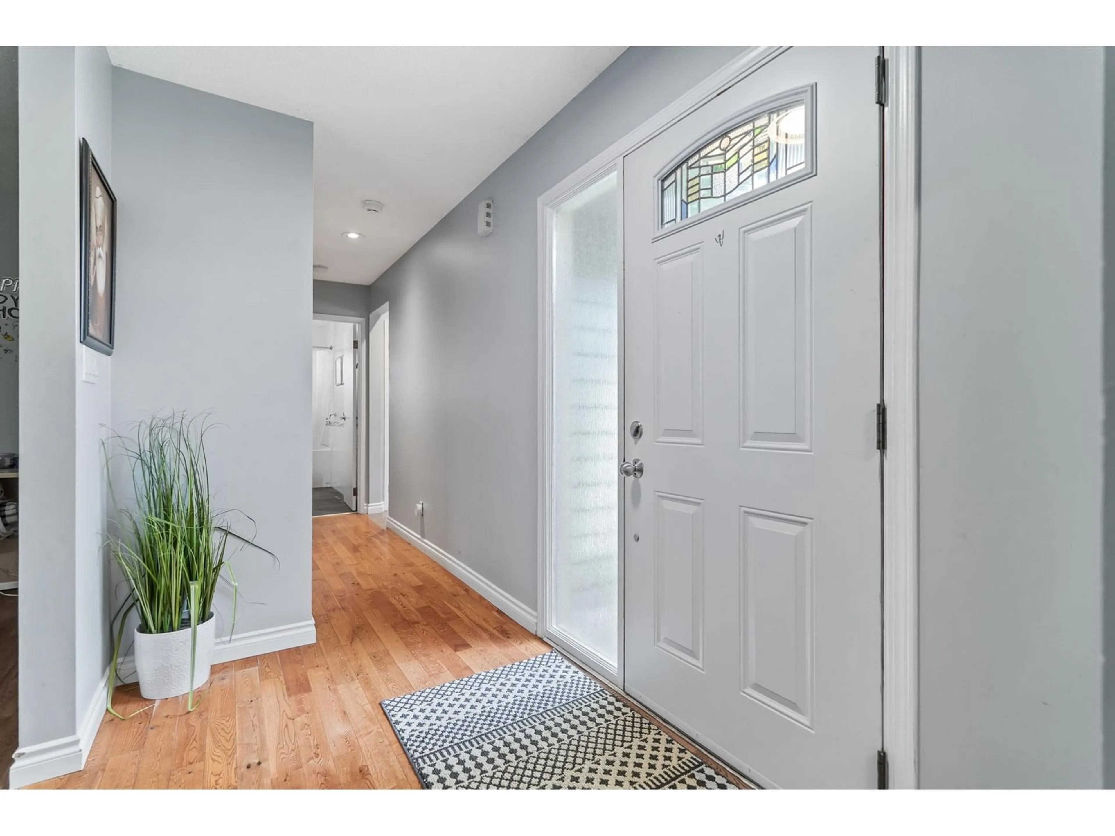 Indoor entryway for 6073 172B, Surrey British Columbia V3S6G6
