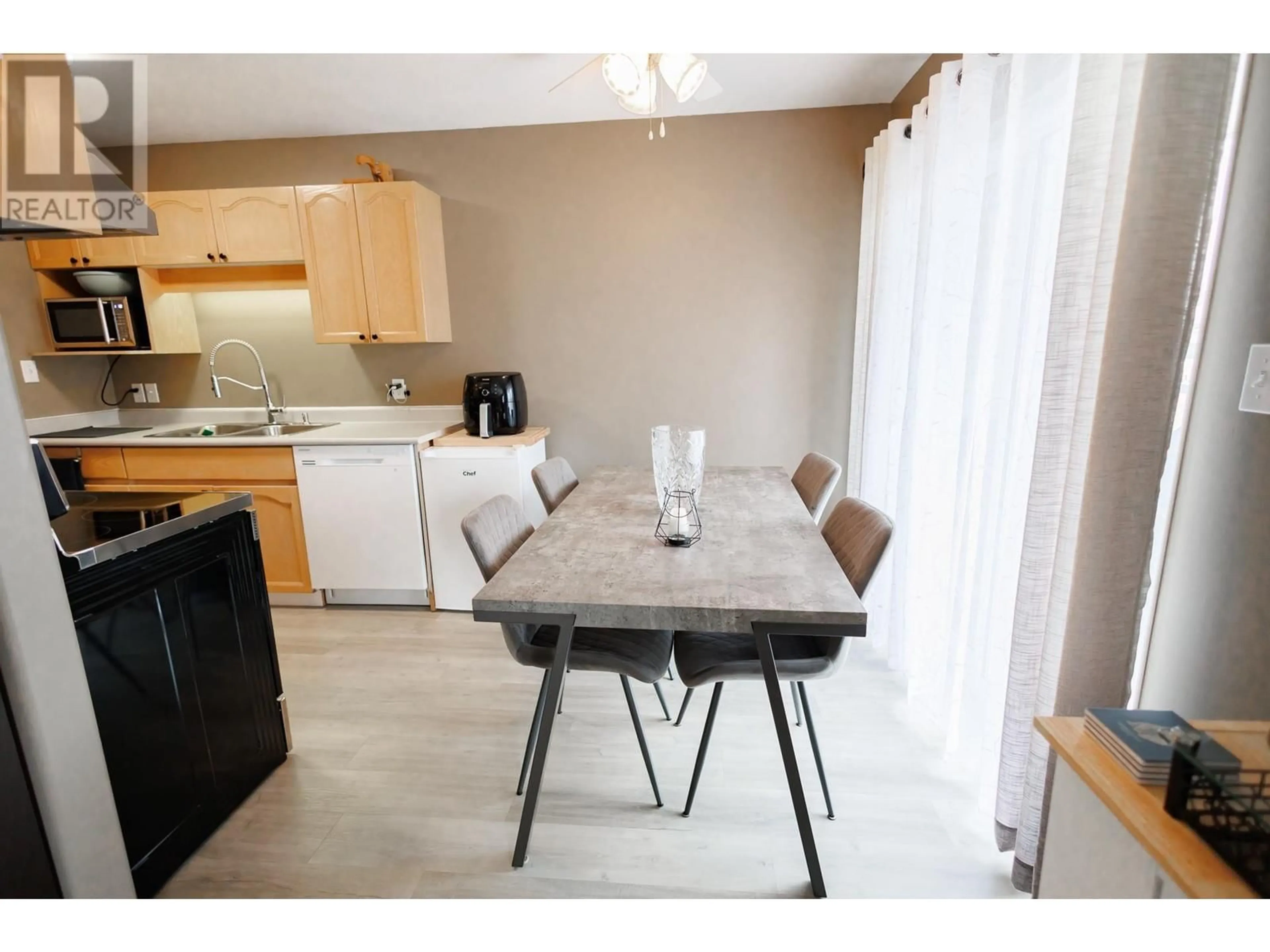 Unknown for 3 - 4737 WALSH AVENUE, Terrace British Columbia V8G1Y7