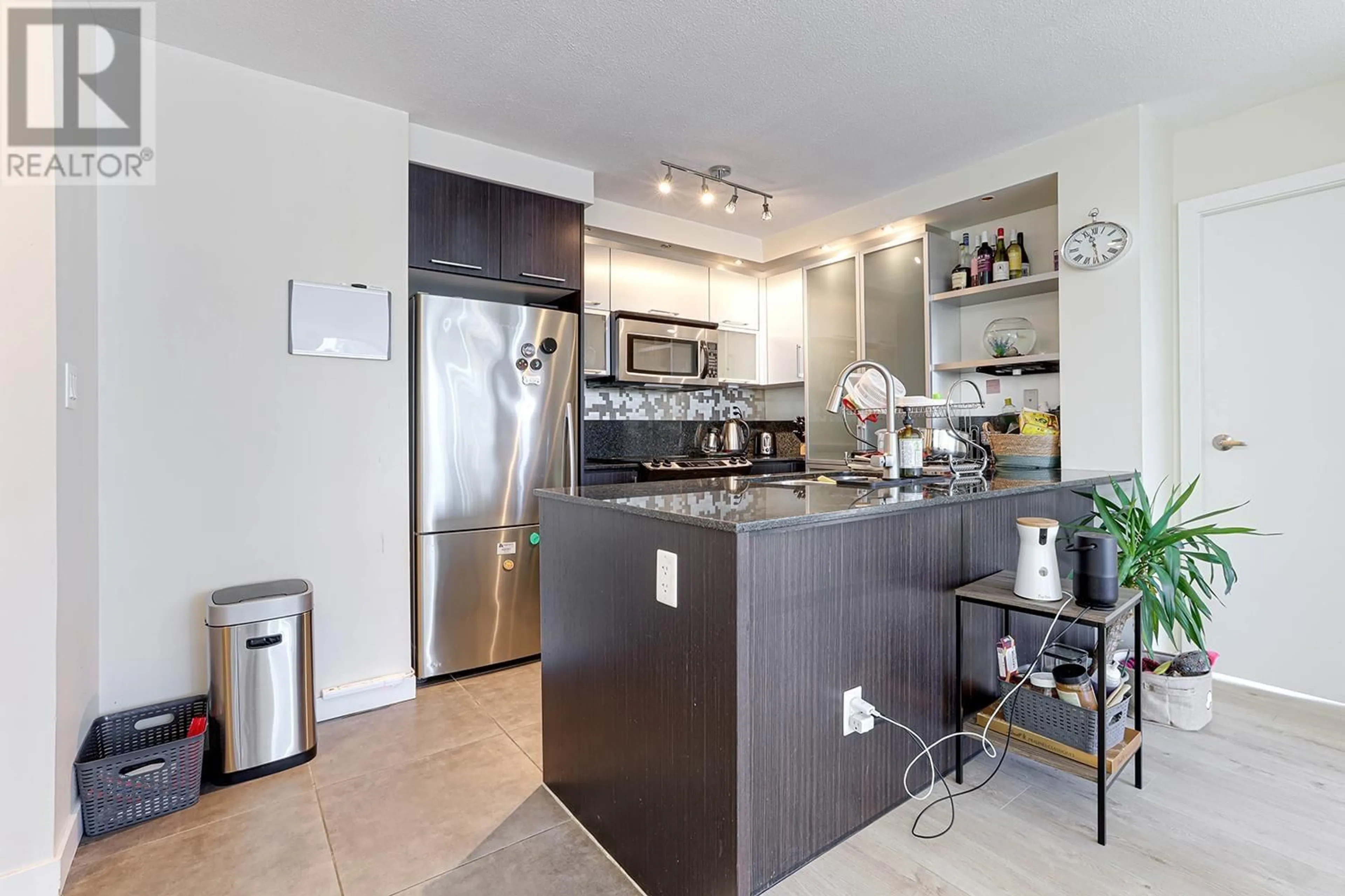 Unknown for 803 - 2980 ATLANTIC AVENUE, Coquitlam British Columbia V3B0G2