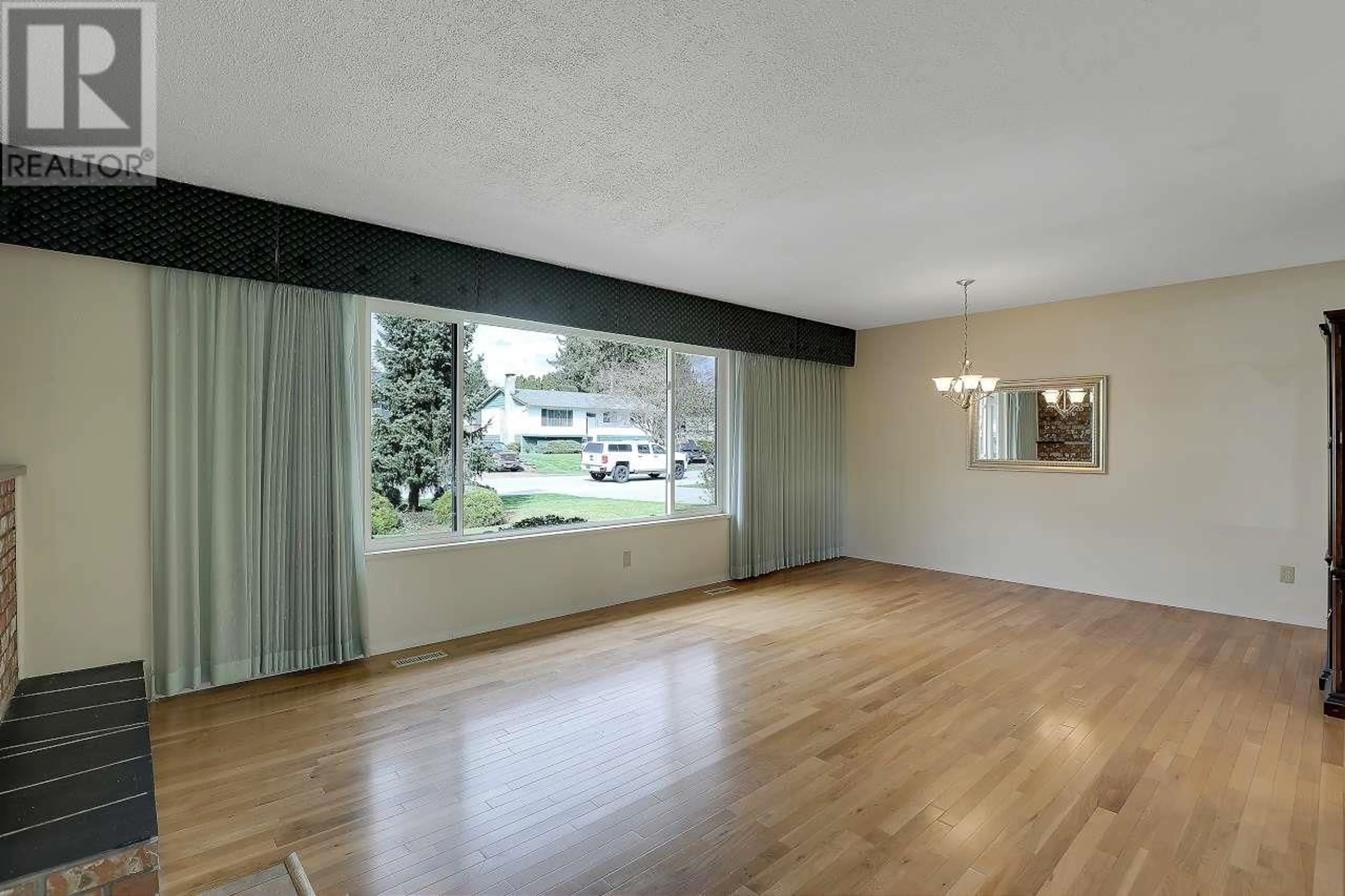 A pic of a room for 21222 117 AVENUE, Maple Ridge British Columbia V2X2H4