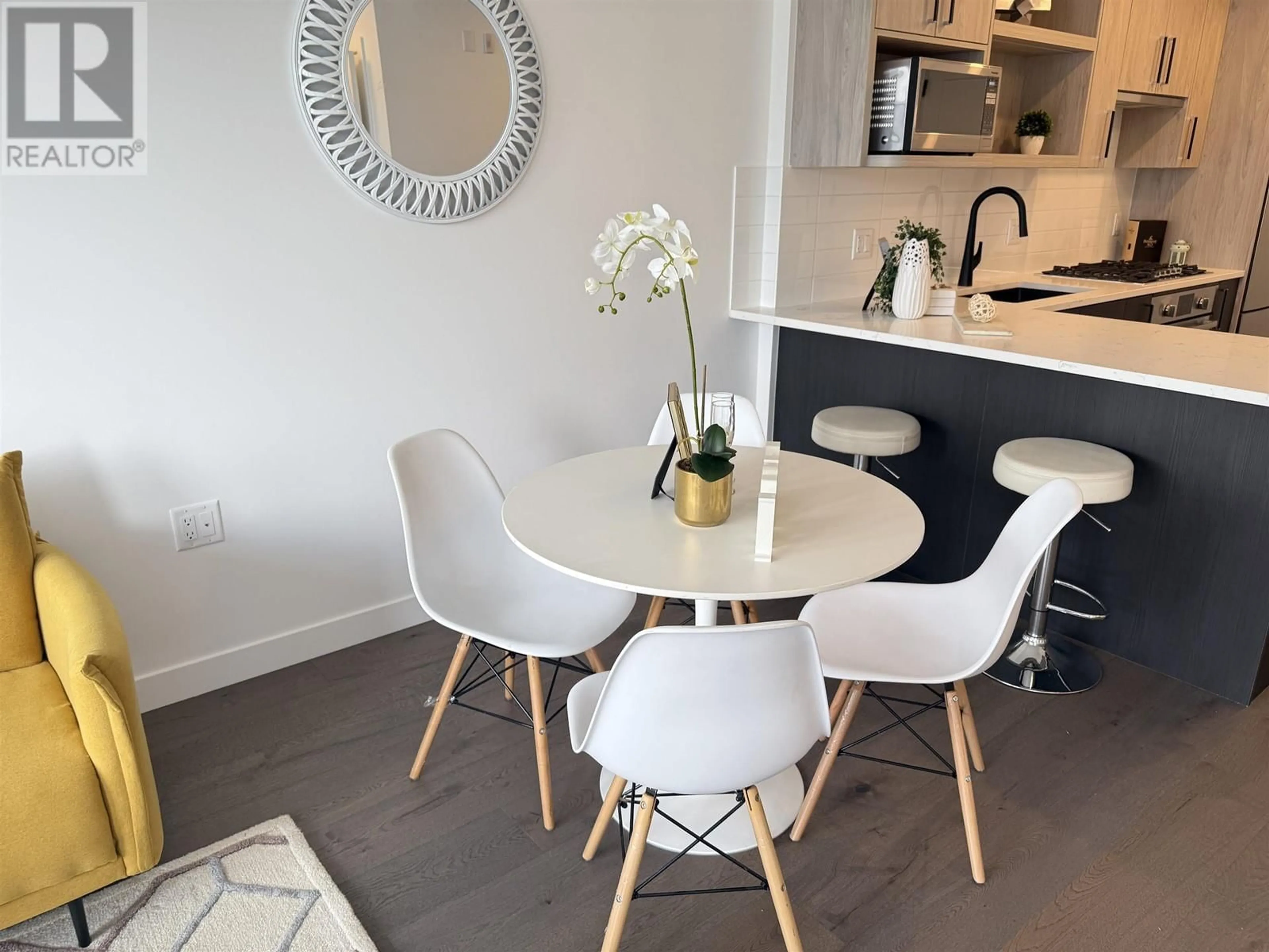 Unknown for 302 - 6859 CAMBIE STREET, Vancouver British Columbia V6P0M4