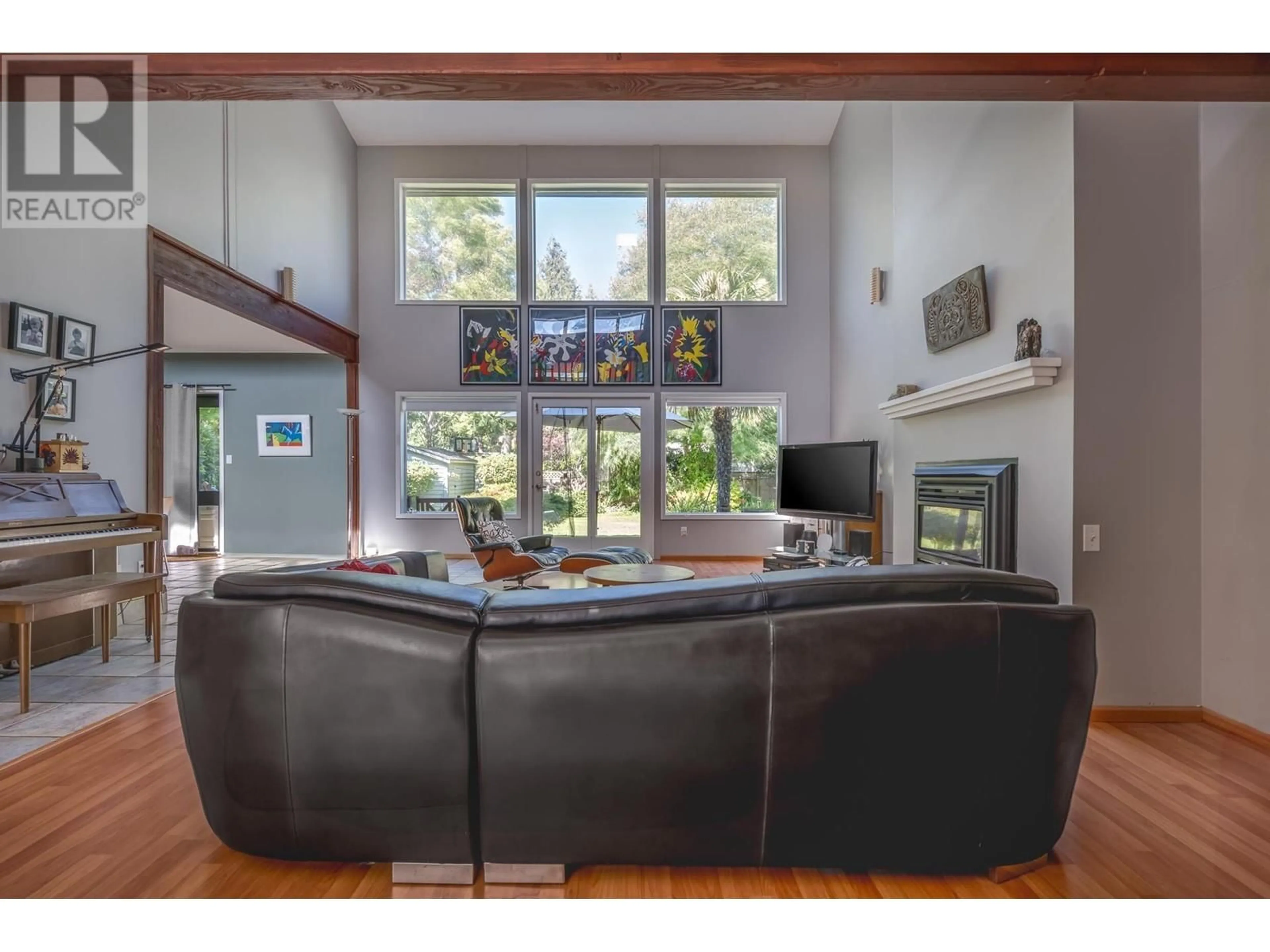 Living room with furniture, unknown for 33 67 STREET, Delta British Columbia V4L1L5