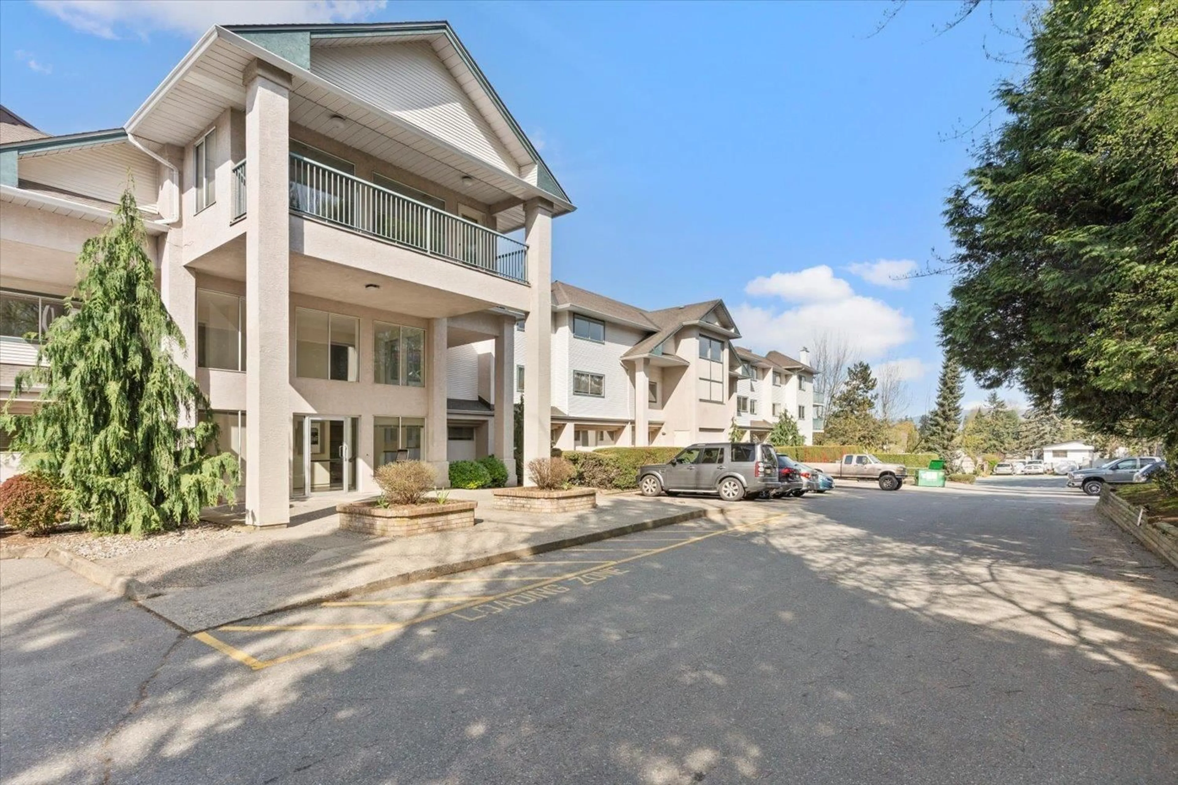Unknown for 104 - 1755 SALTON, Abbotsford British Columbia V2S7C5