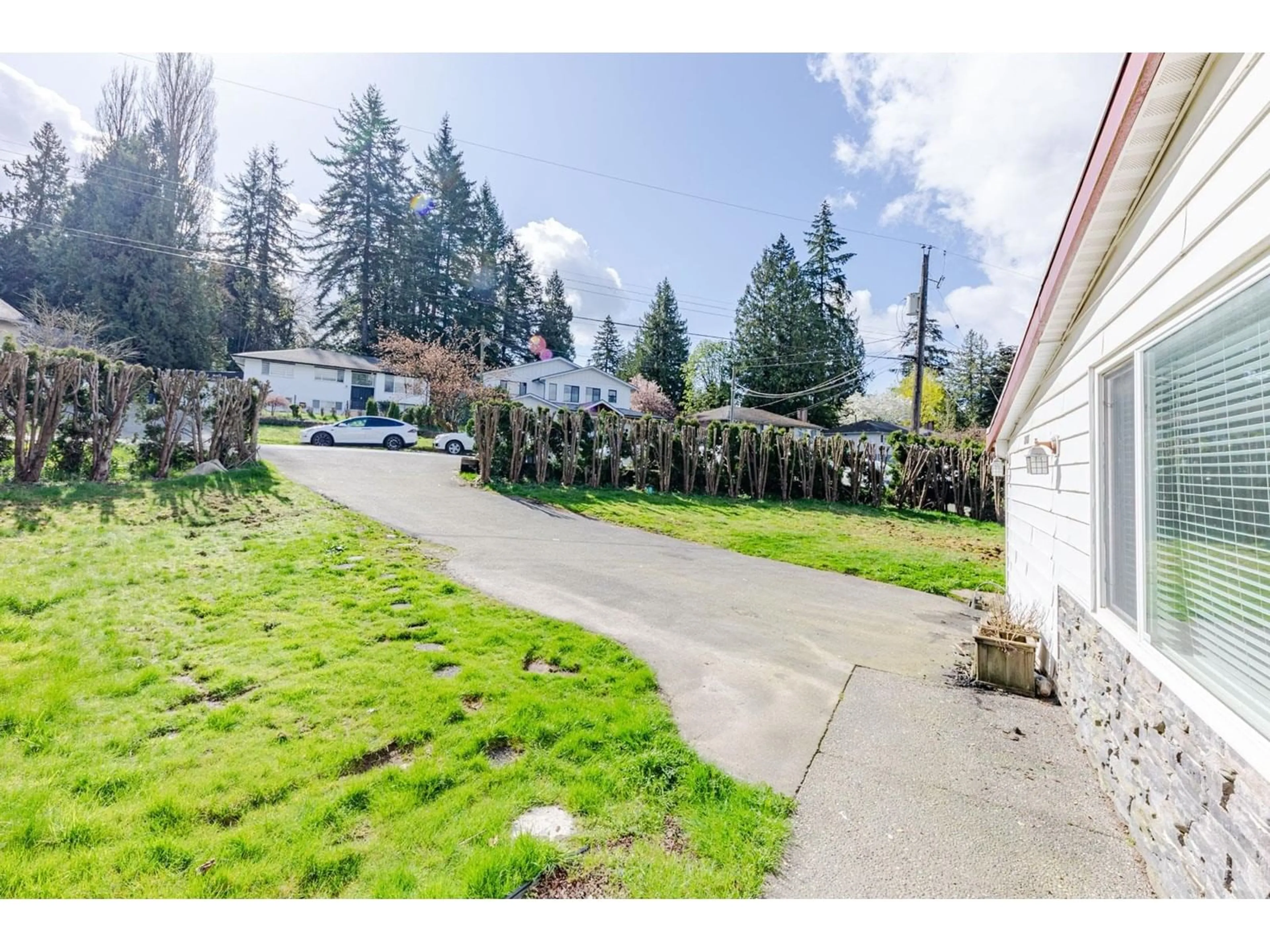 Unknown for 11411 LOUGHREN, Surrey British Columbia V3R4Z5