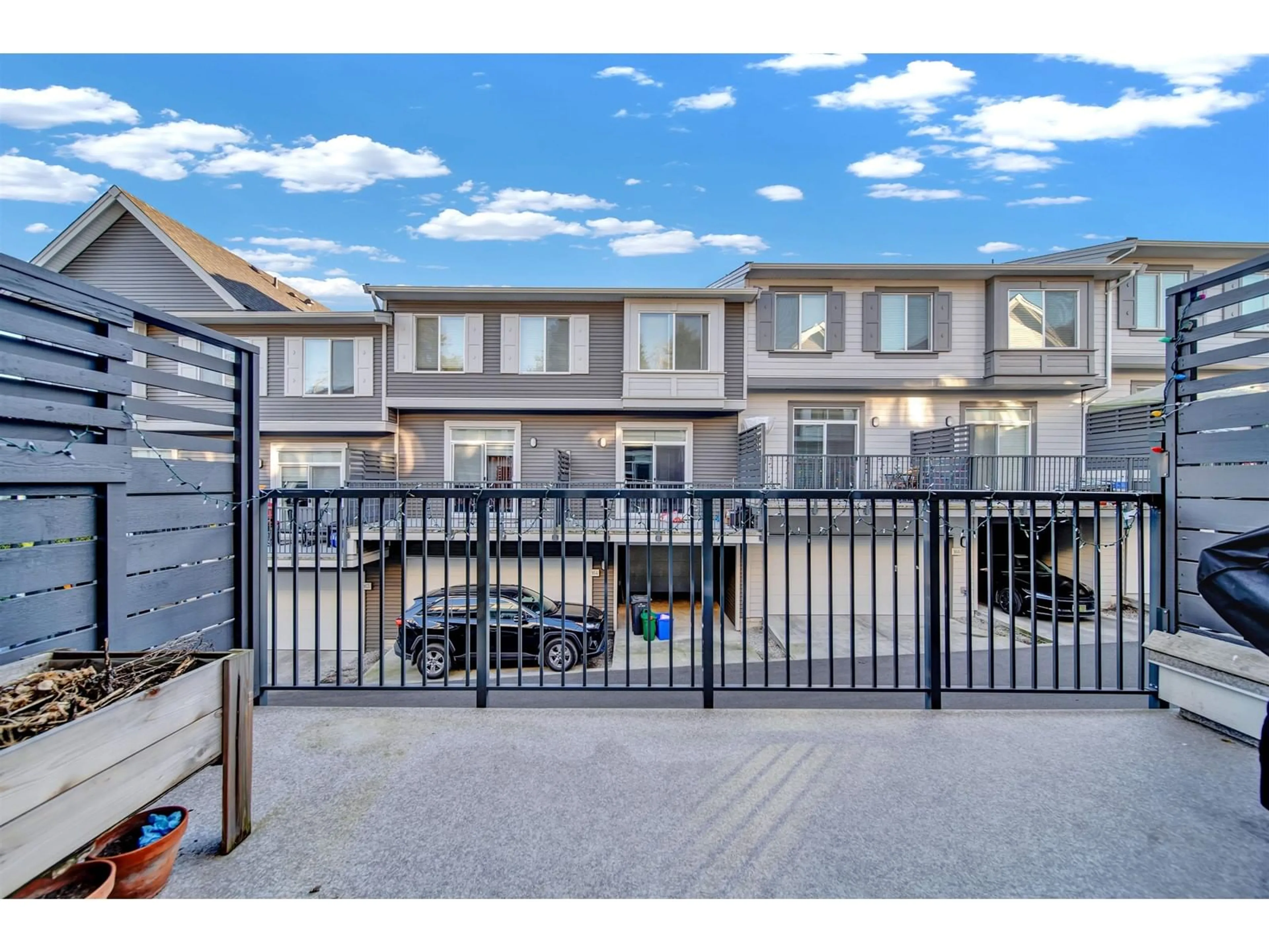 Patio, unknown for 159 - 8168 136A, Surrey British Columbia V3W2Z6