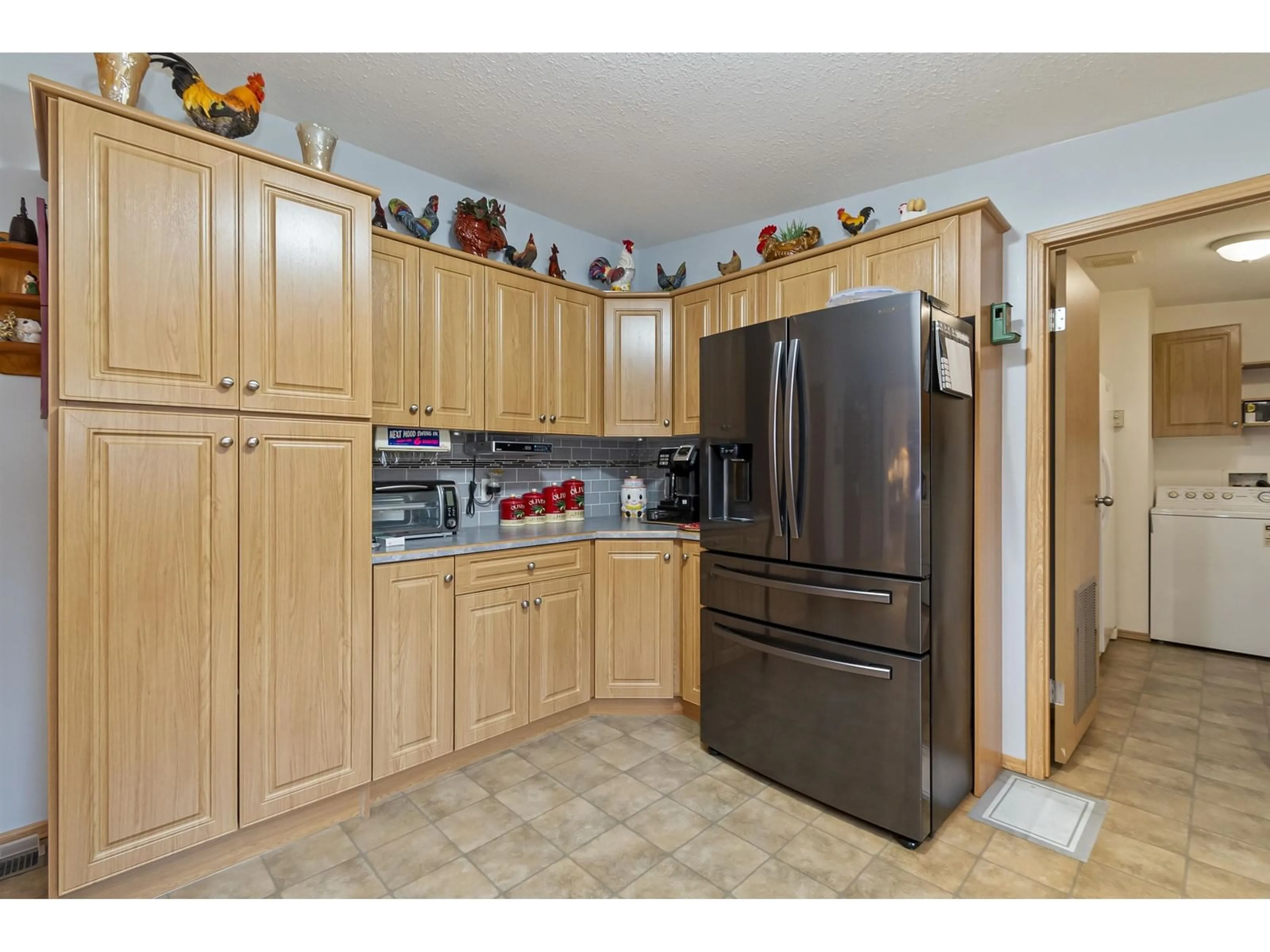 Standard kitchen, unknown for 62 - 6338 VEDDER ROAD, Chilliwack British Columbia V2R3R4