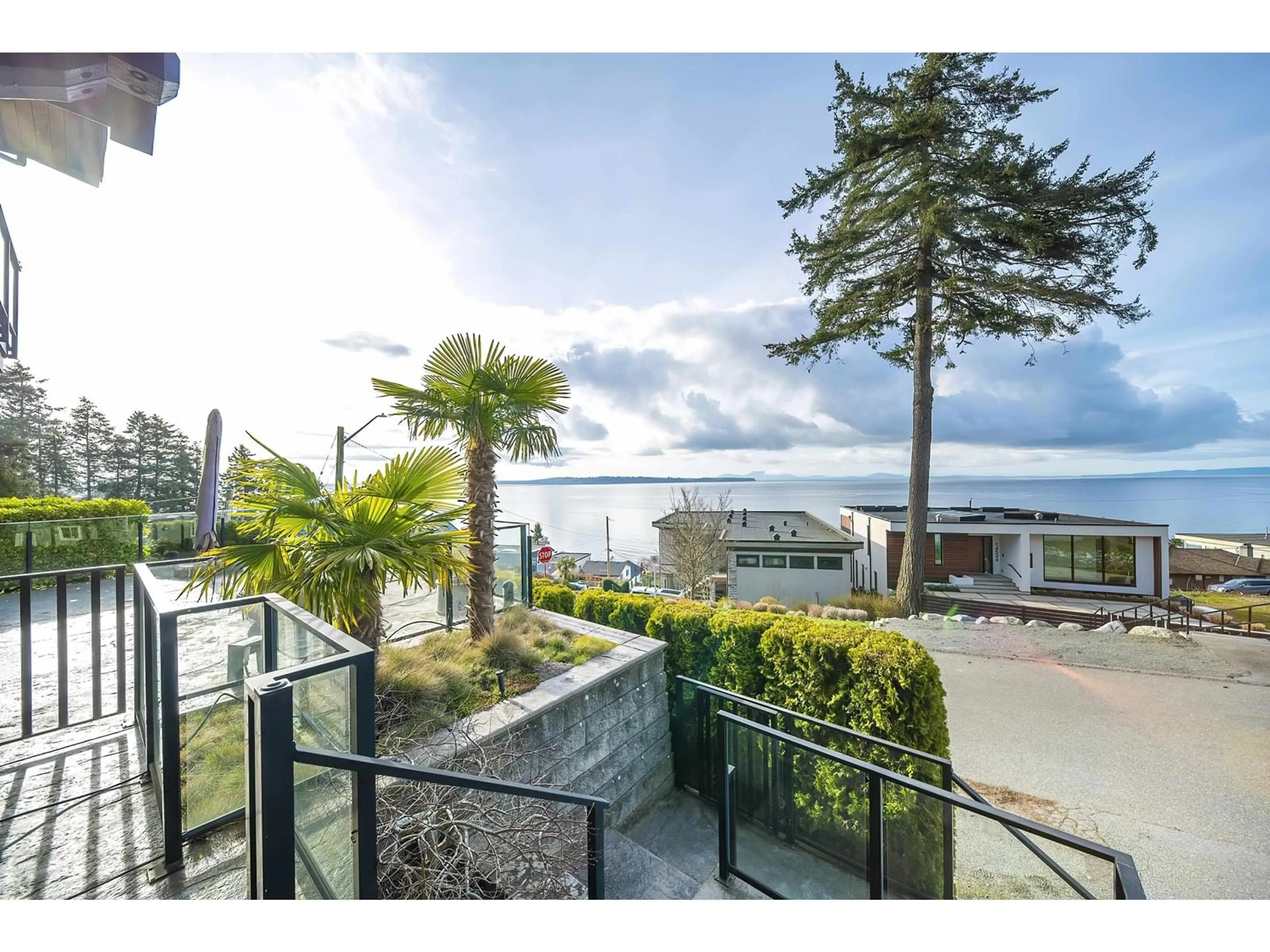 A pic from outside/outdoor area/front of a property/back of a property/a pic from drone, water/lake/river/ocean view for 14533 MAGDALEN, White Rock British Columbia V4B2X5