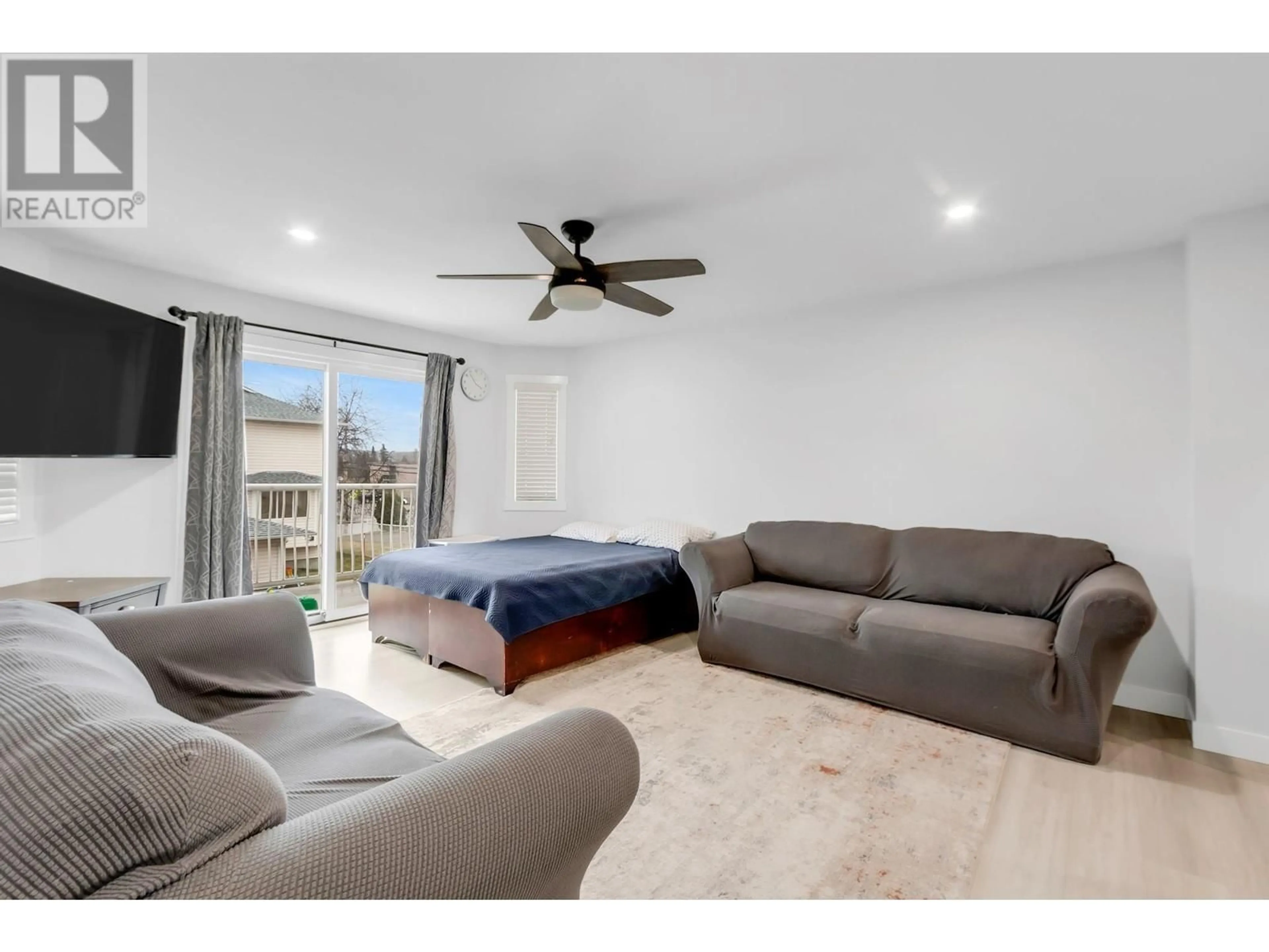 A pic of a room for 3329 WESTWOOD DRIVE, Prince George British Columbia V2N1S4