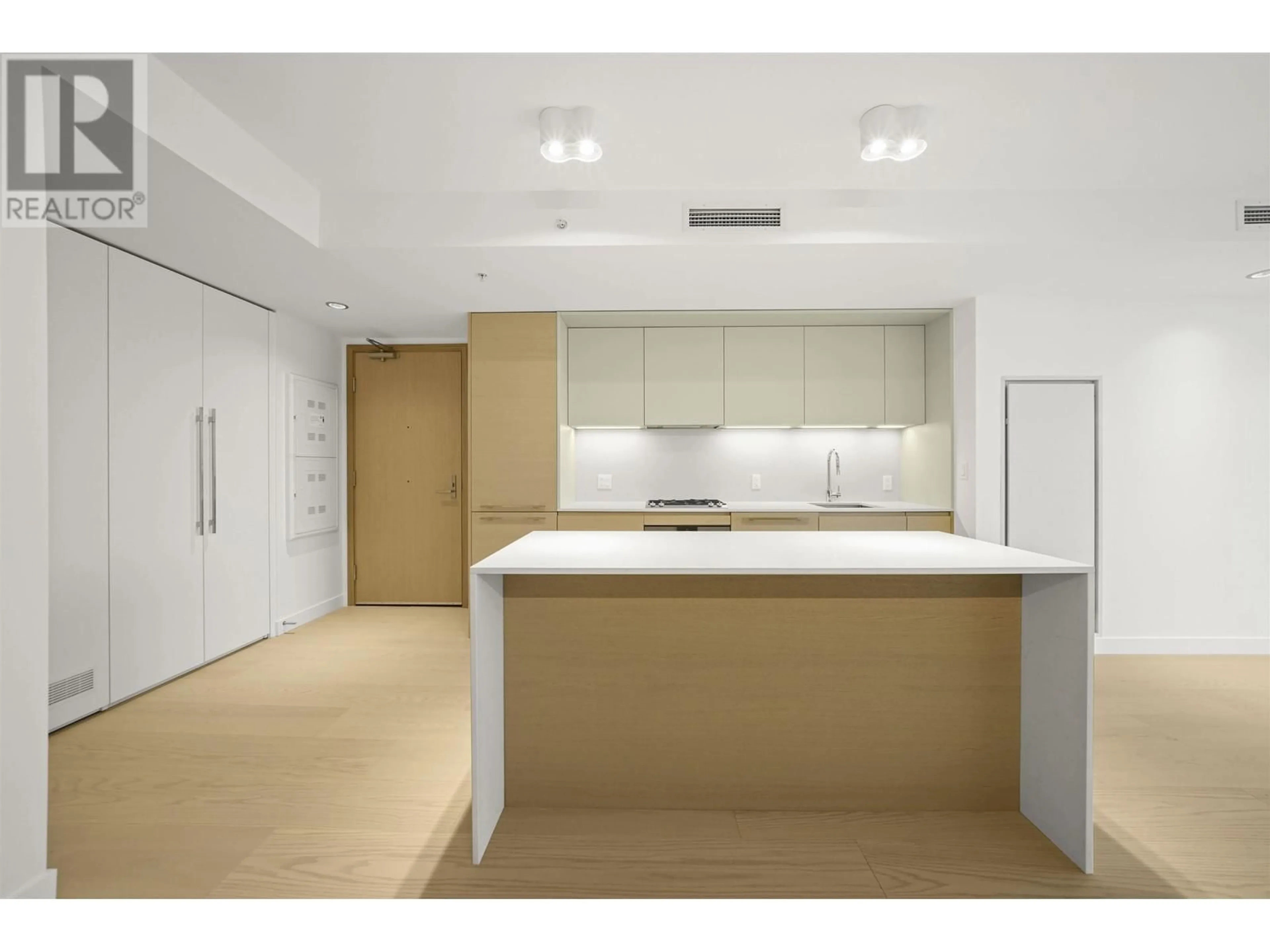 Standard kitchen, unknown for 3207 - 1289 HORNBY STREET, Vancouver British Columbia V6G1A5