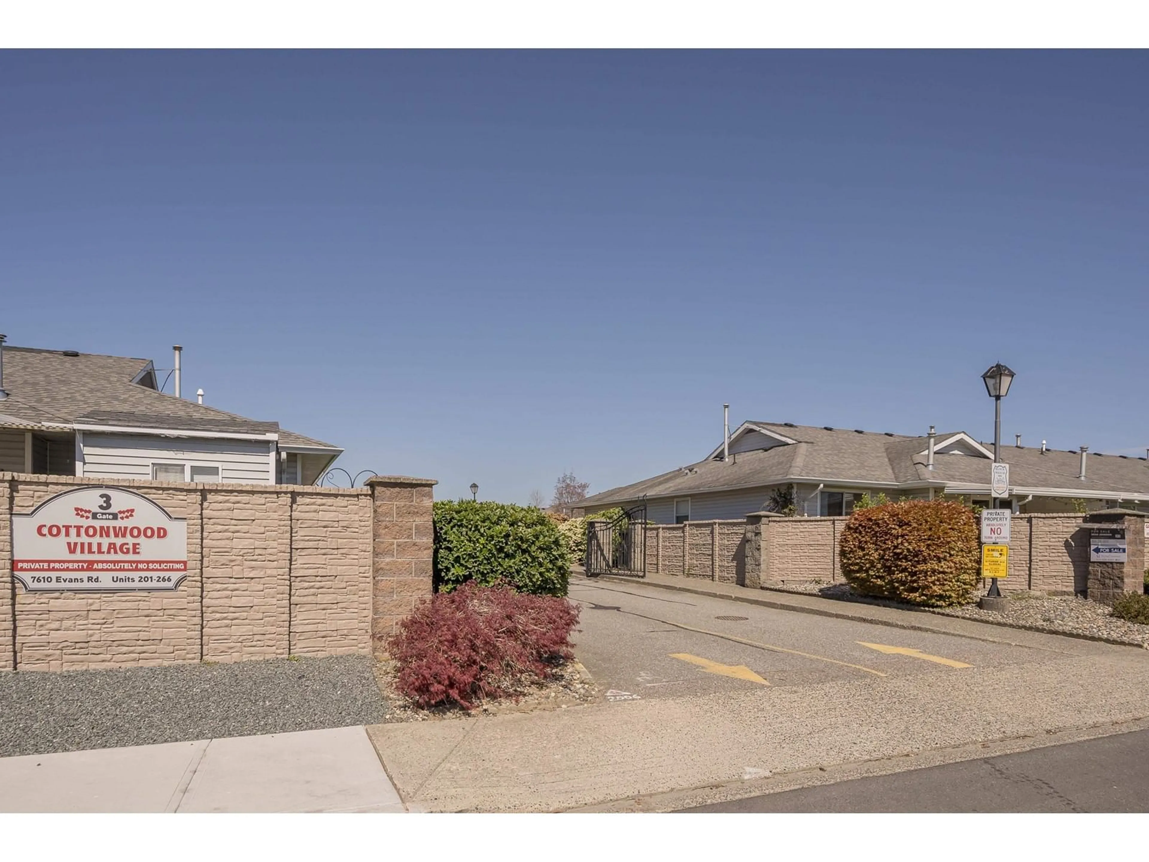A pic from outside/outdoor area/front of a property/back of a property/a pic from drone, street for 238 - 7610 EVANS ROAD, Chilliwack British Columbia V2R2Z5