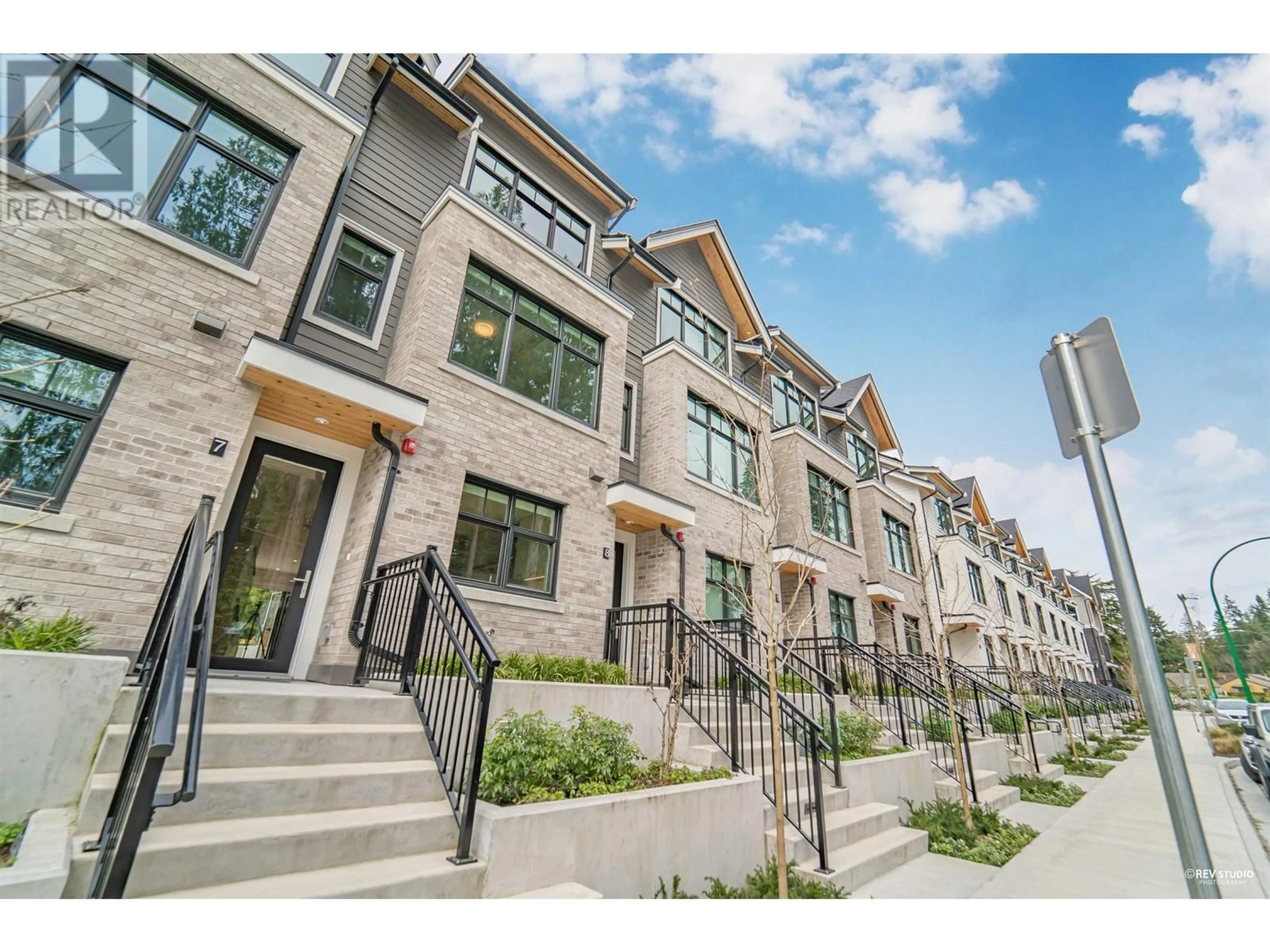 Patio, street for 7 - 1960 GLENAIRE DRIVE, Vancouver British Columbia V7P1Y1