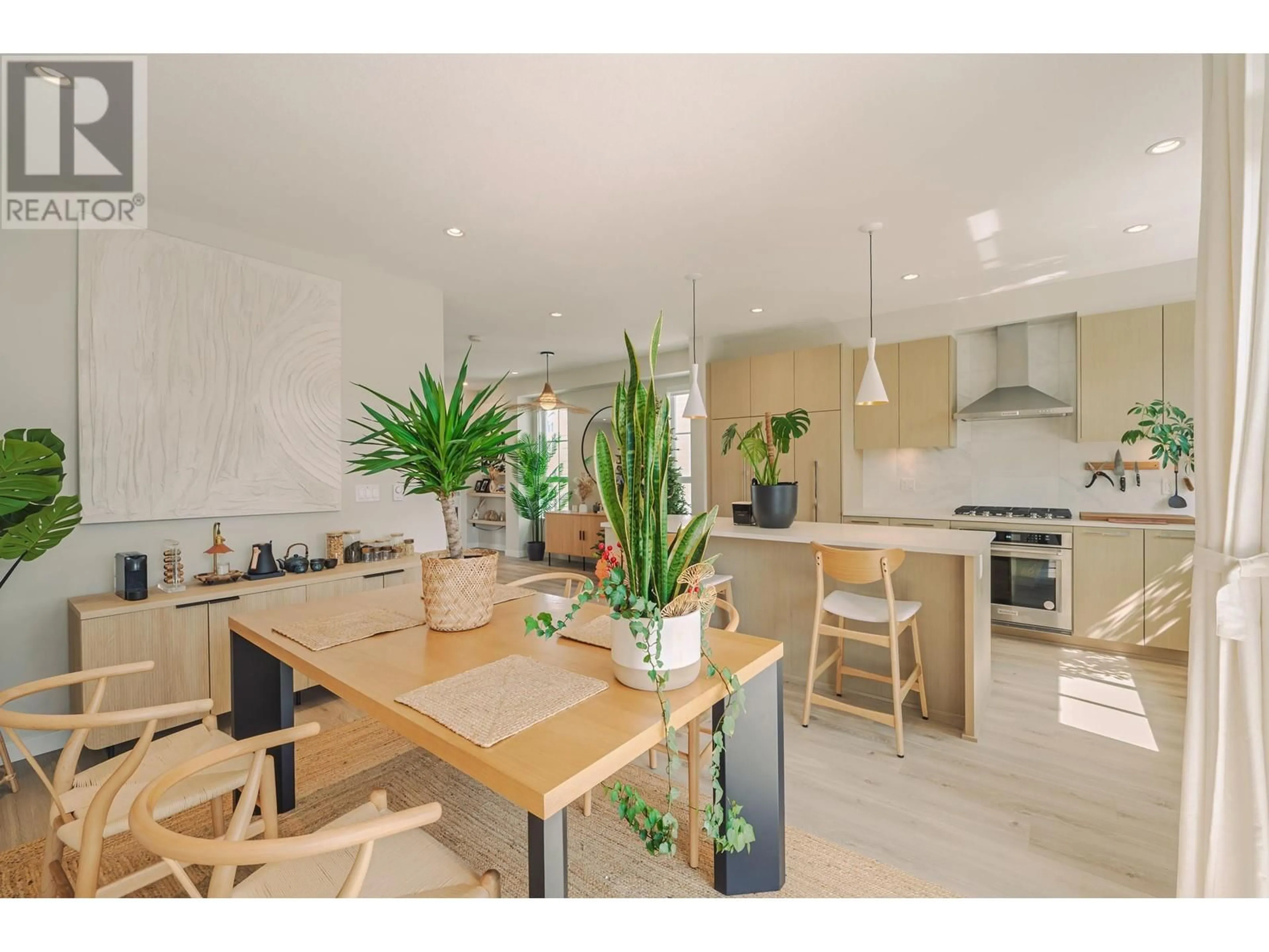 Open concept kitchen, unknown for 74 - 5311 ADMIRAL WAY, Ladner British Columbia V4K0E2