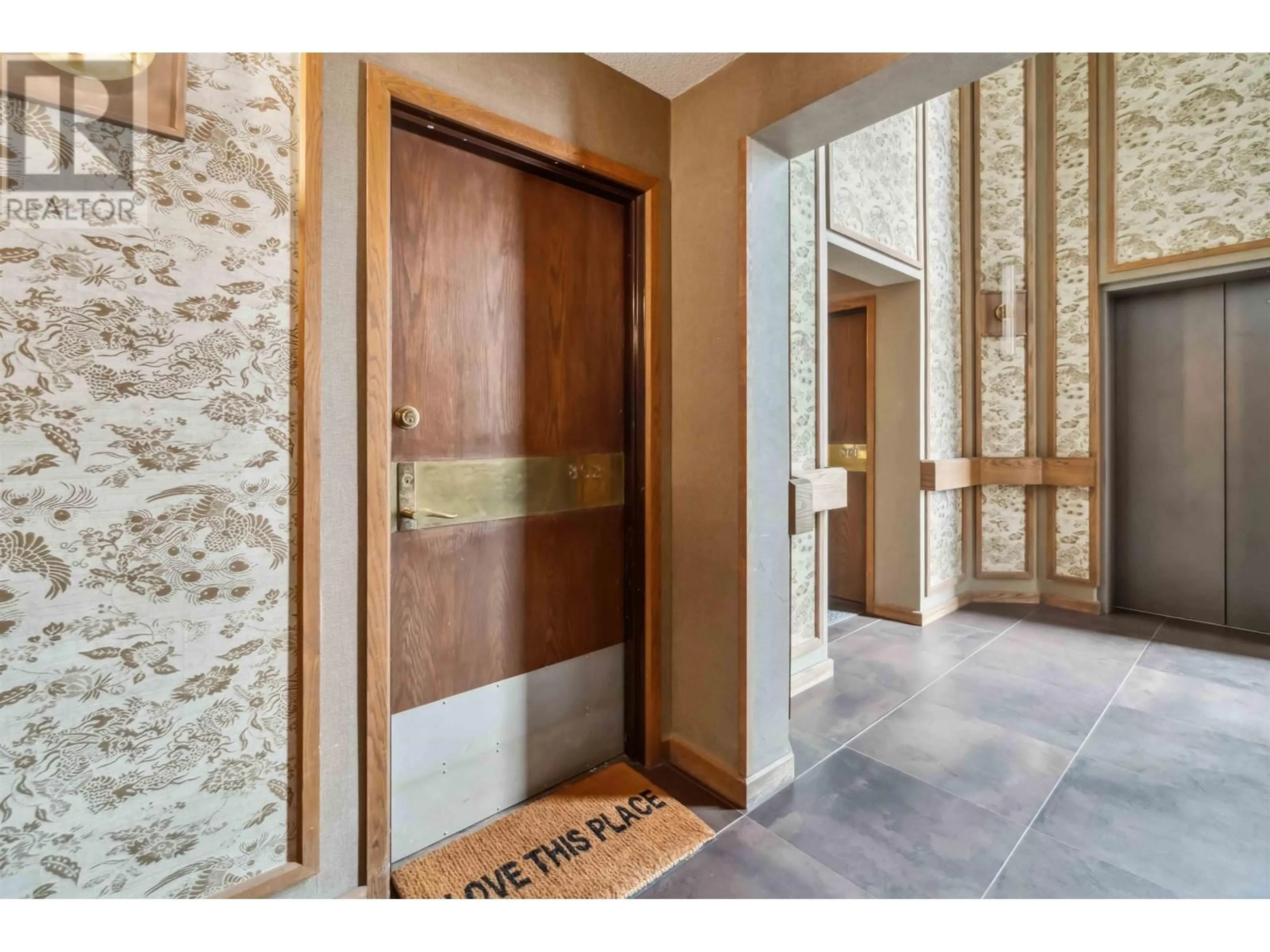 Indoor entryway for 802 - 1236 BIDWELL STREET, Vancouver British Columbia V6G2K9