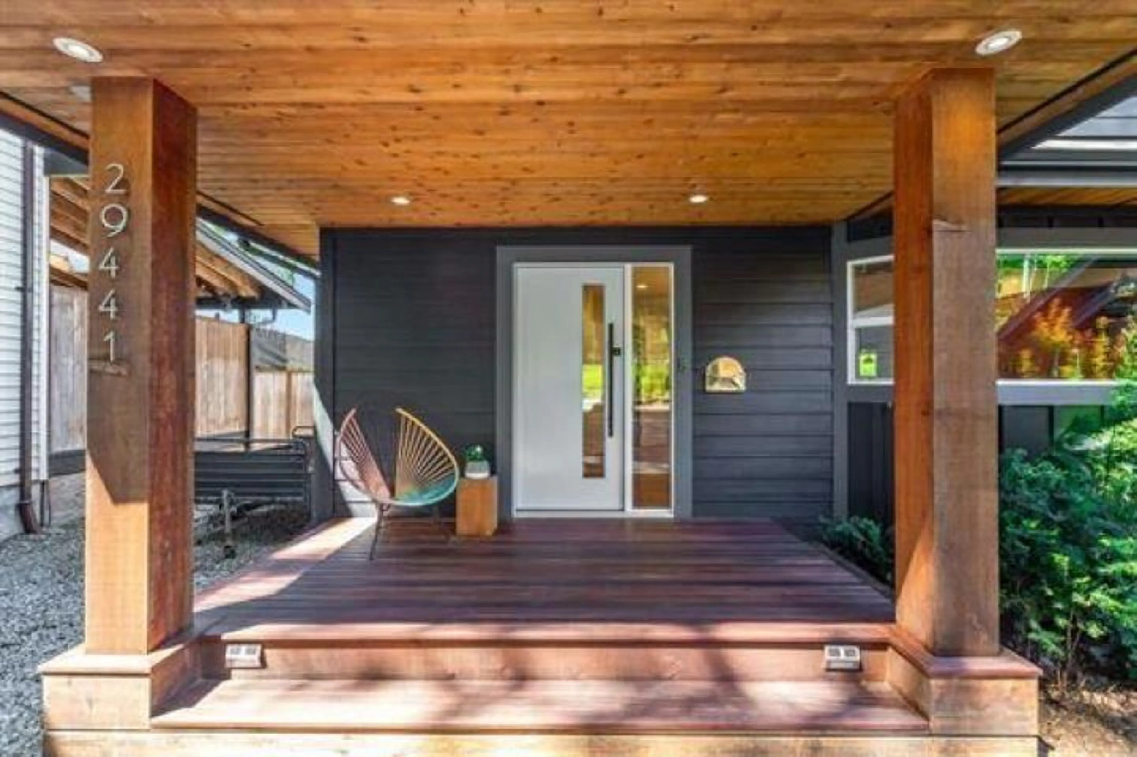 Indoor entryway for 29441 SILVER, Mission British Columbia V4S1J1