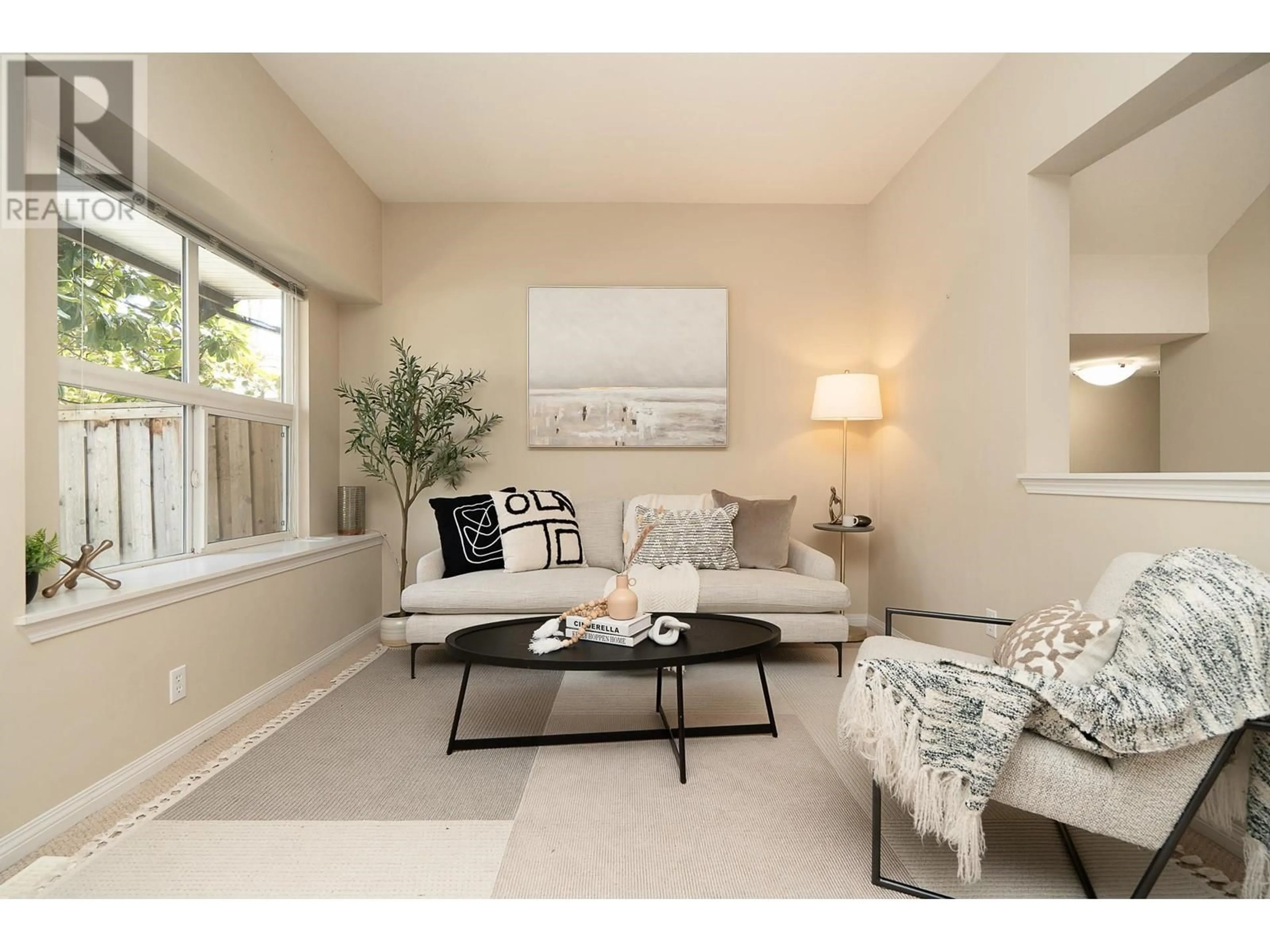 Living room with furniture, unknown for 70 - 1055 RIVERWOOD GATE, Port Coquitlam British Columbia V3B8C3