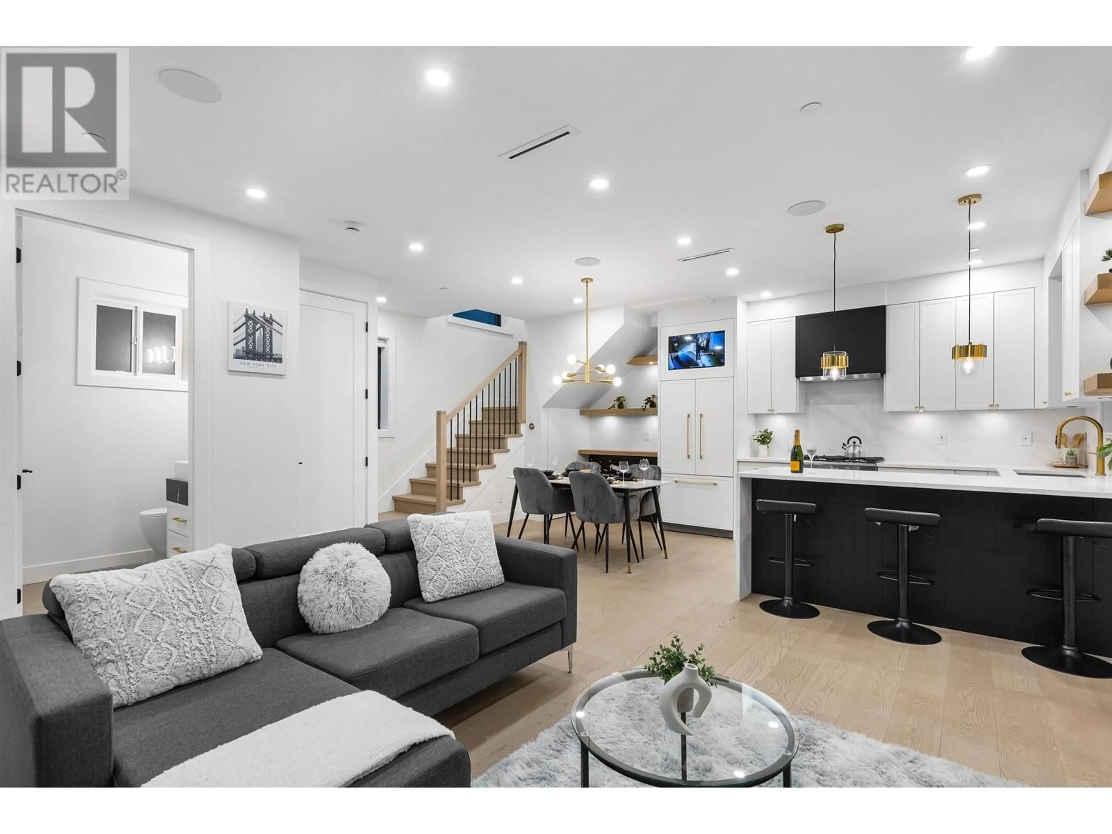 Open concept kitchen, unknown for 1 - 76 45TH AVENUE, Vancouver British Columbia V5W1W7