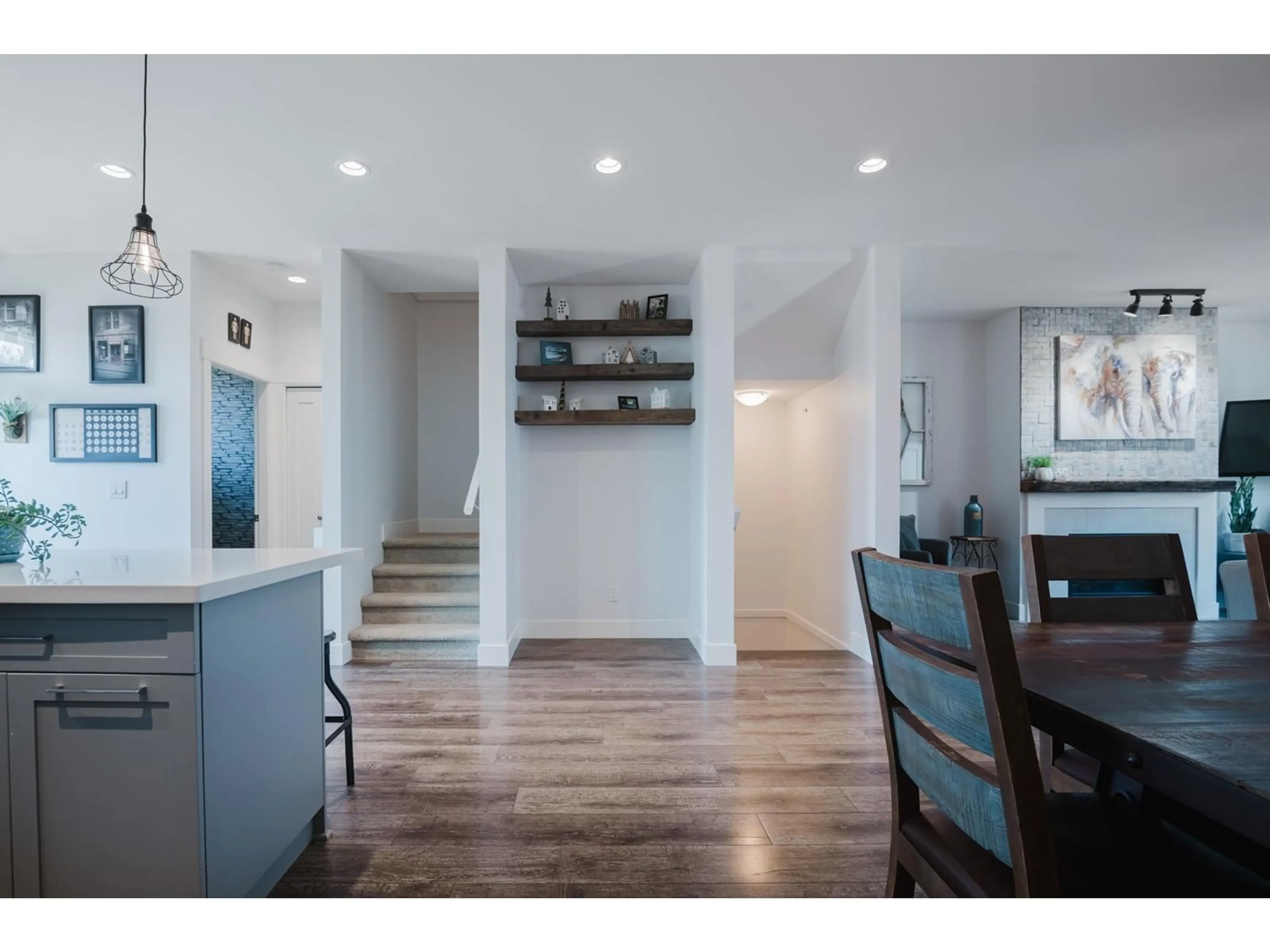Open concept kitchen, wood/laminate floor for 8437 207A, Langley British Columbia V2Y0S4
