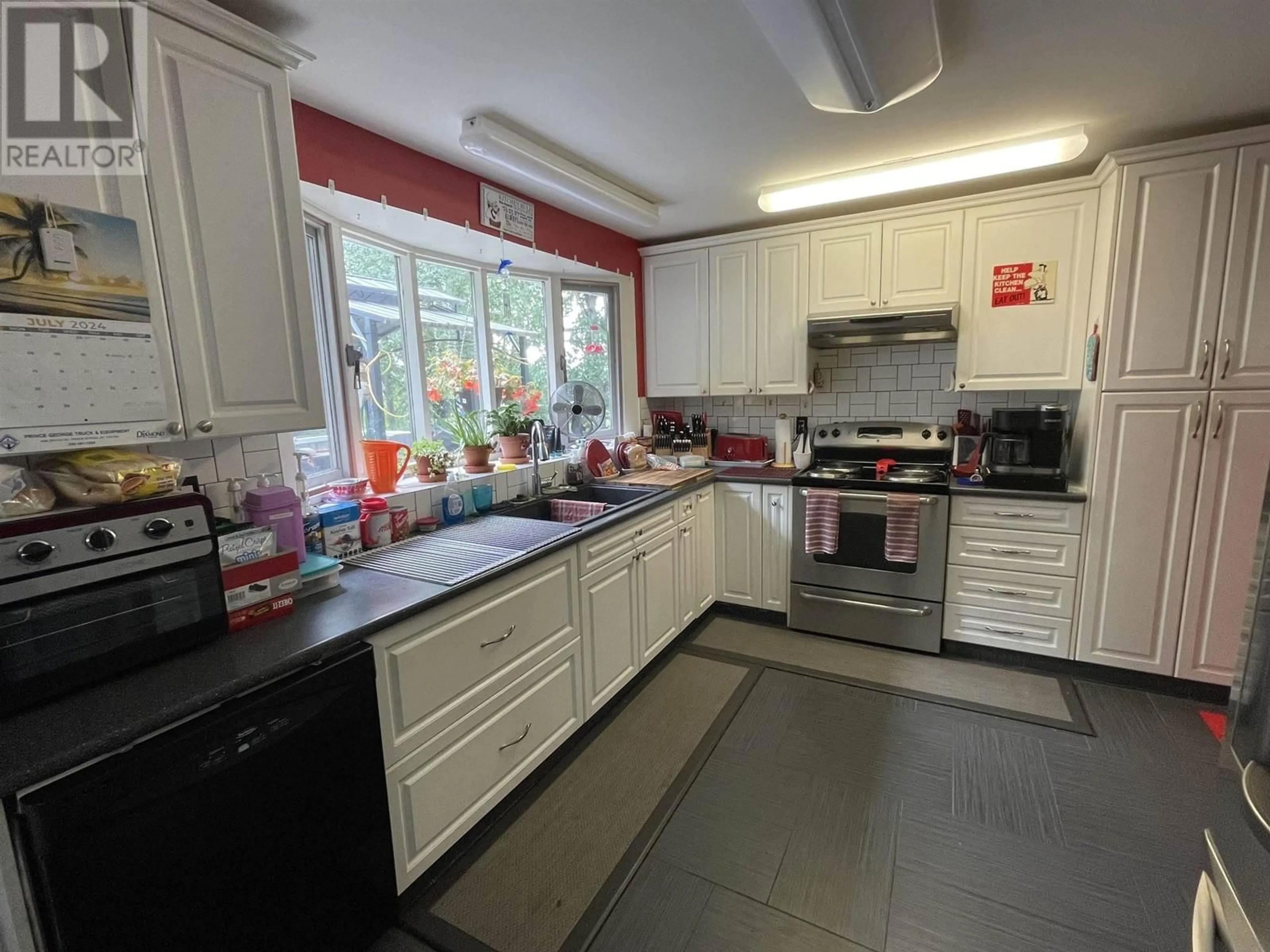 Unknown for 332 WILLIAMS CRESCENT, Prince George British Columbia V2N1X8