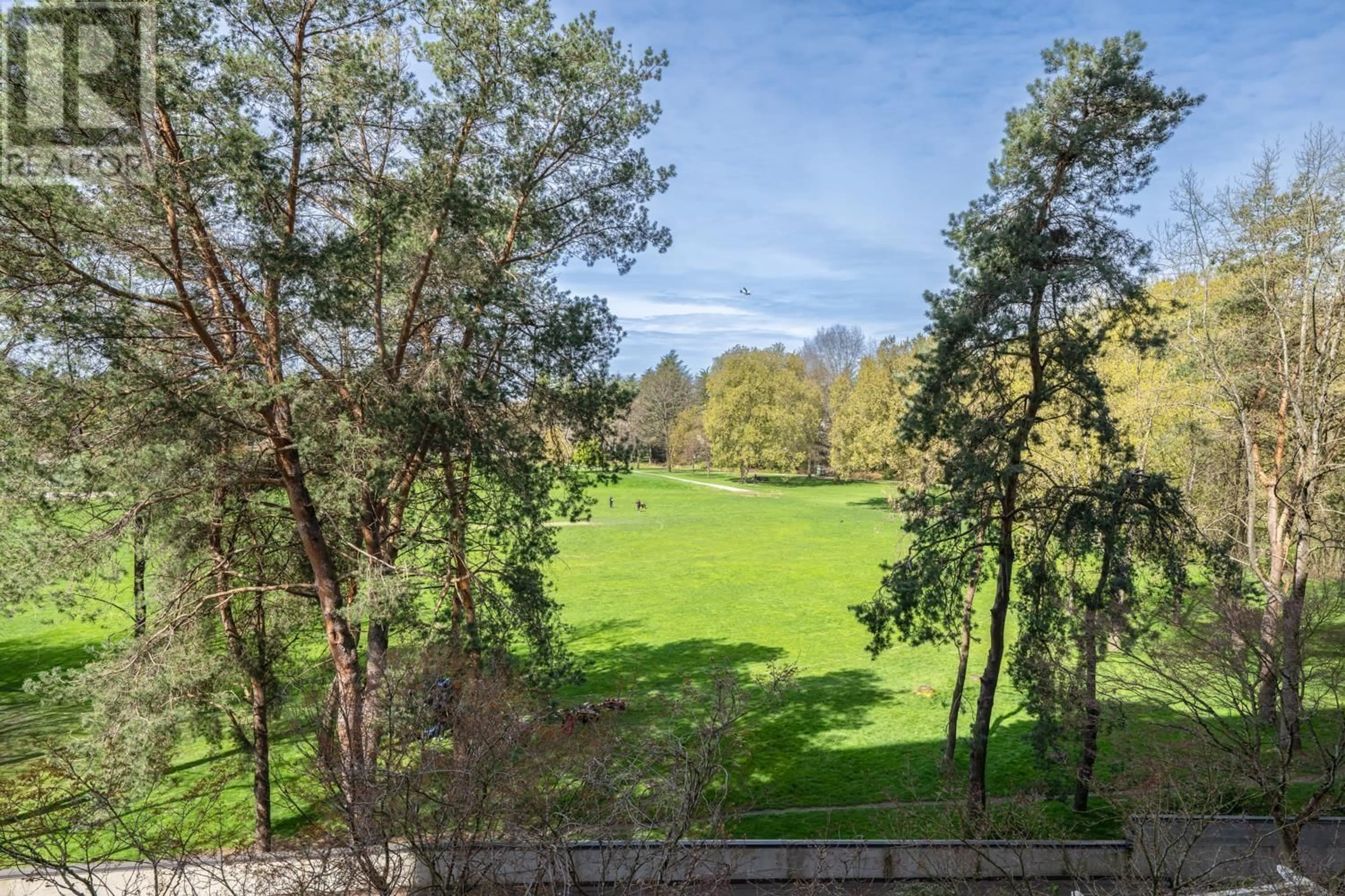 A pic from outside/outdoor area/front of a property/back of a property/a pic from drone, forest/trees view for 508 - 6611 MINORU BOULEVARD, Richmond British Columbia V6Y1Y9