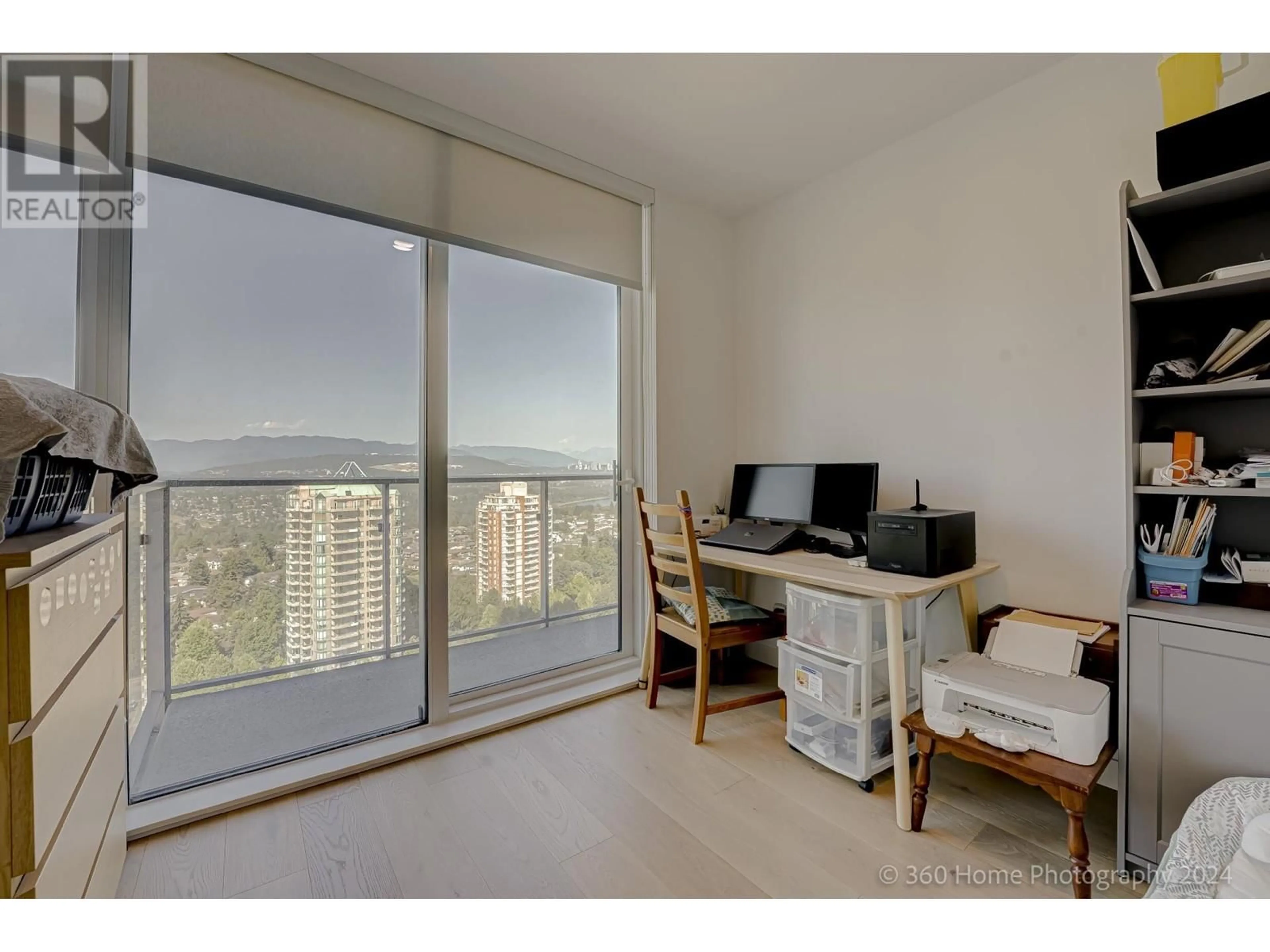 A pic of a room for 1906 - 6000 MCKAY AVENUE, Burnaby British Columbia V5H0K2