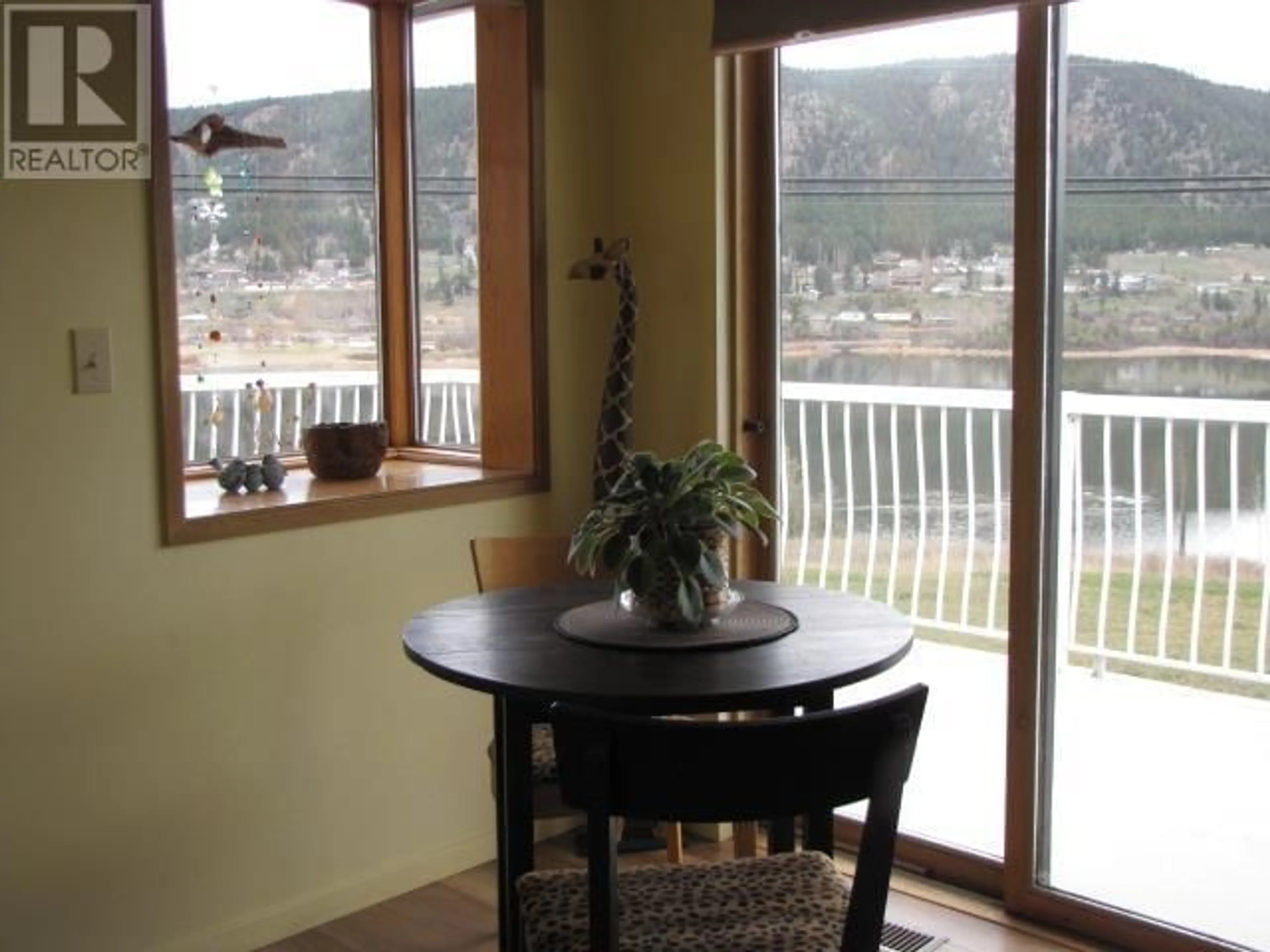 Balcony in the apartment, water/lake/river/ocean view for 1273 SOUTH LAKESIDE DRIVE, Williams Lake British Columbia V2G3A7