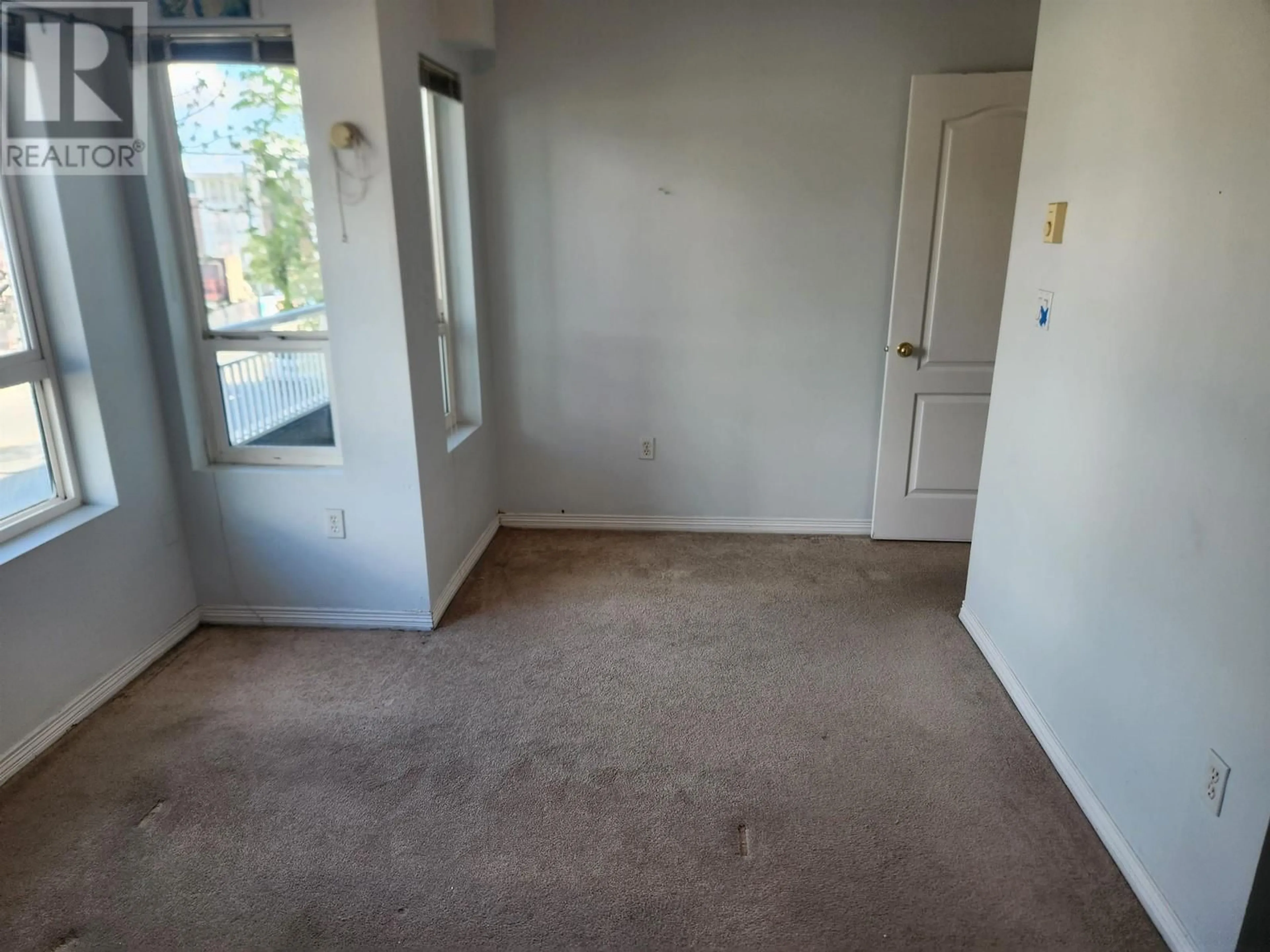A pic of a room for 207 - 688 56TH AVENUE, Vancouver British Columbia V5X1R7
