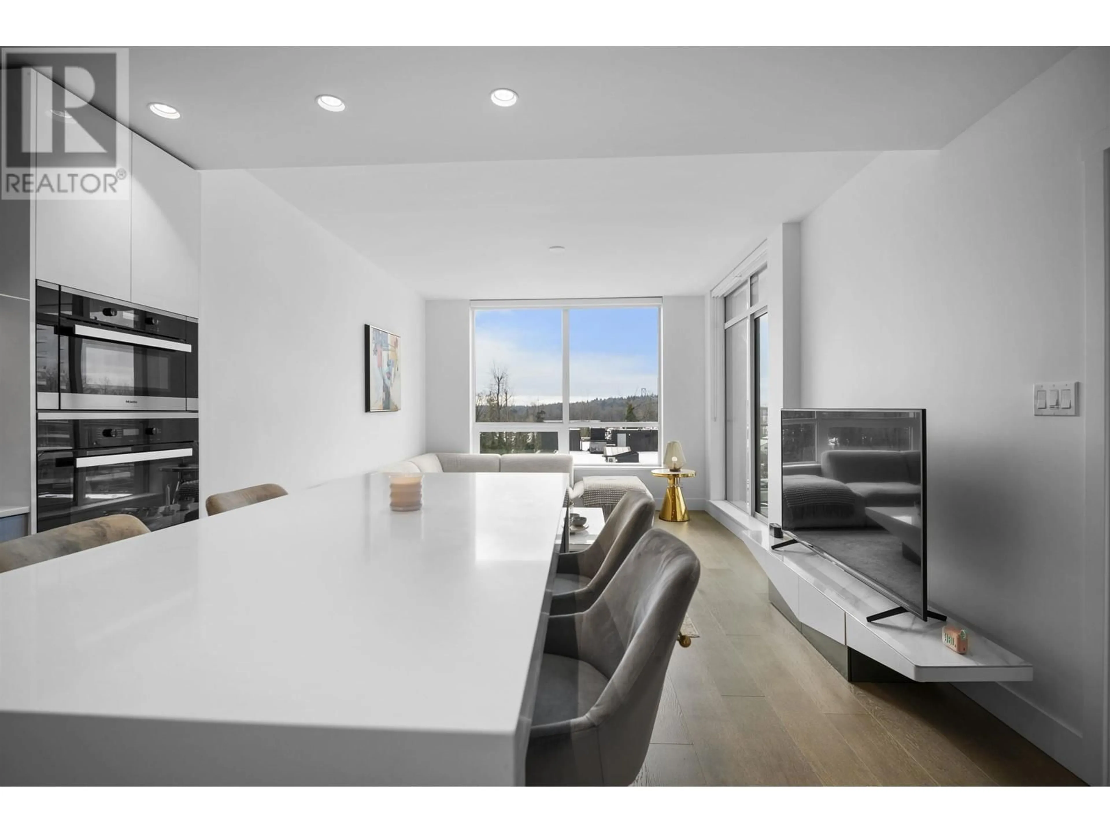 Open concept kitchen, unknown for 505 - 1675 LIONS GATE LANE, North Vancouver British Columbia V7P3B4