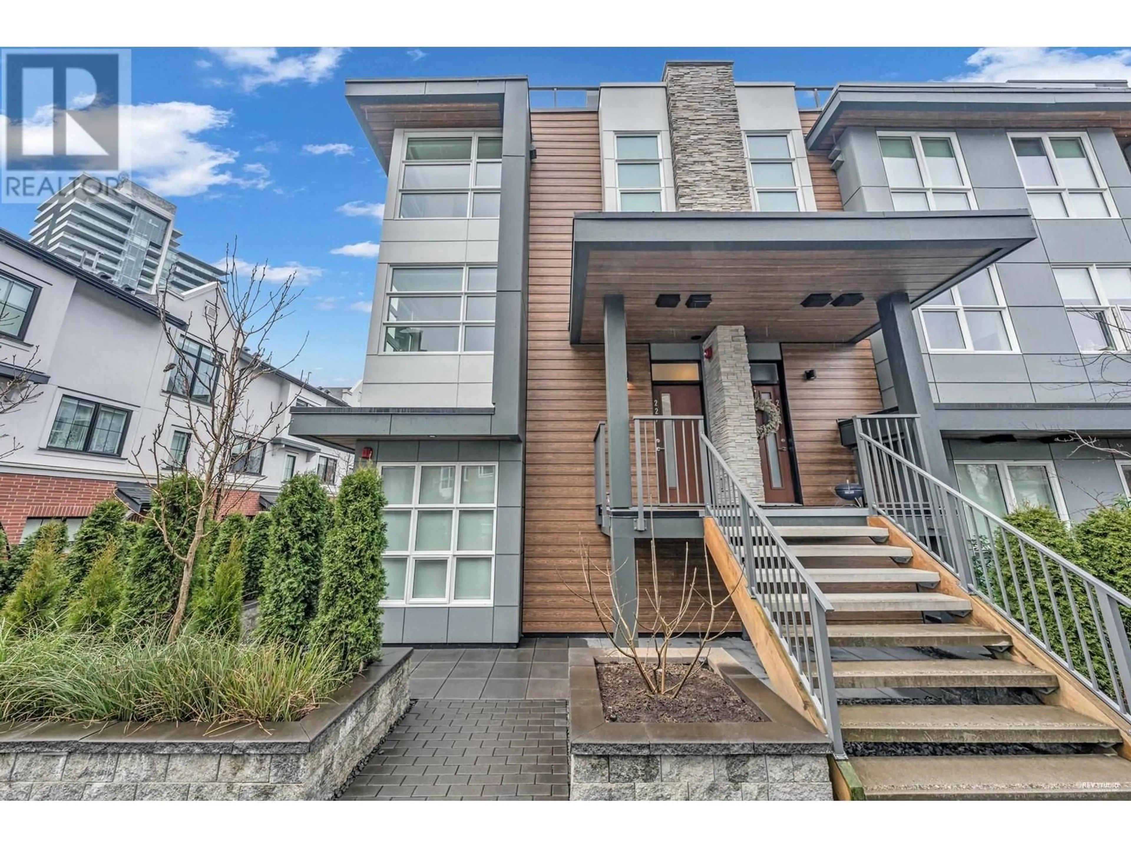 Unknown for 227 - 2060 CURLING ROAD, North Vancouver British Columbia V7P0E1