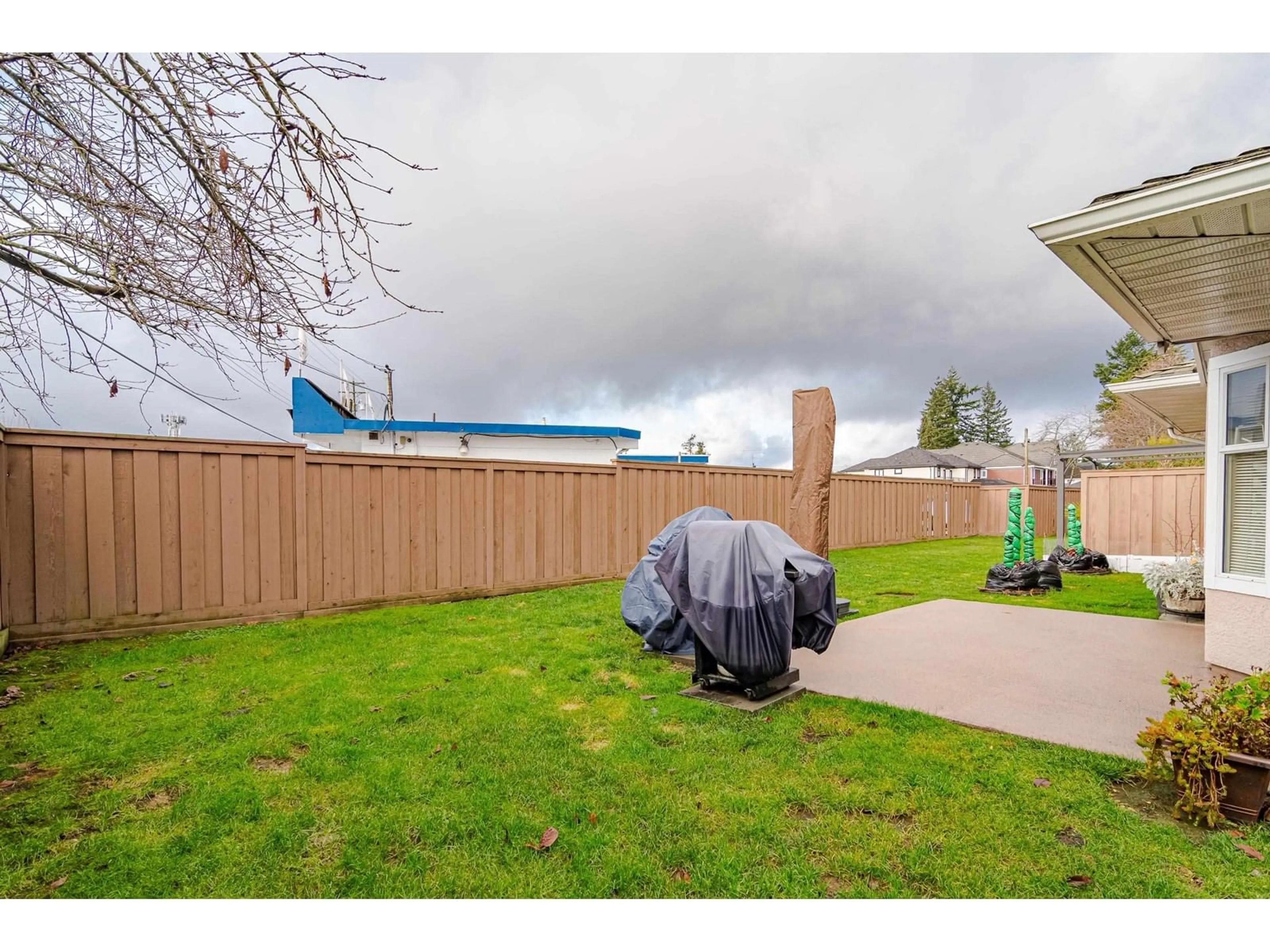 Patio, unknown for 107 - 15501 89A, Surrey British Columbia V3R0Z5