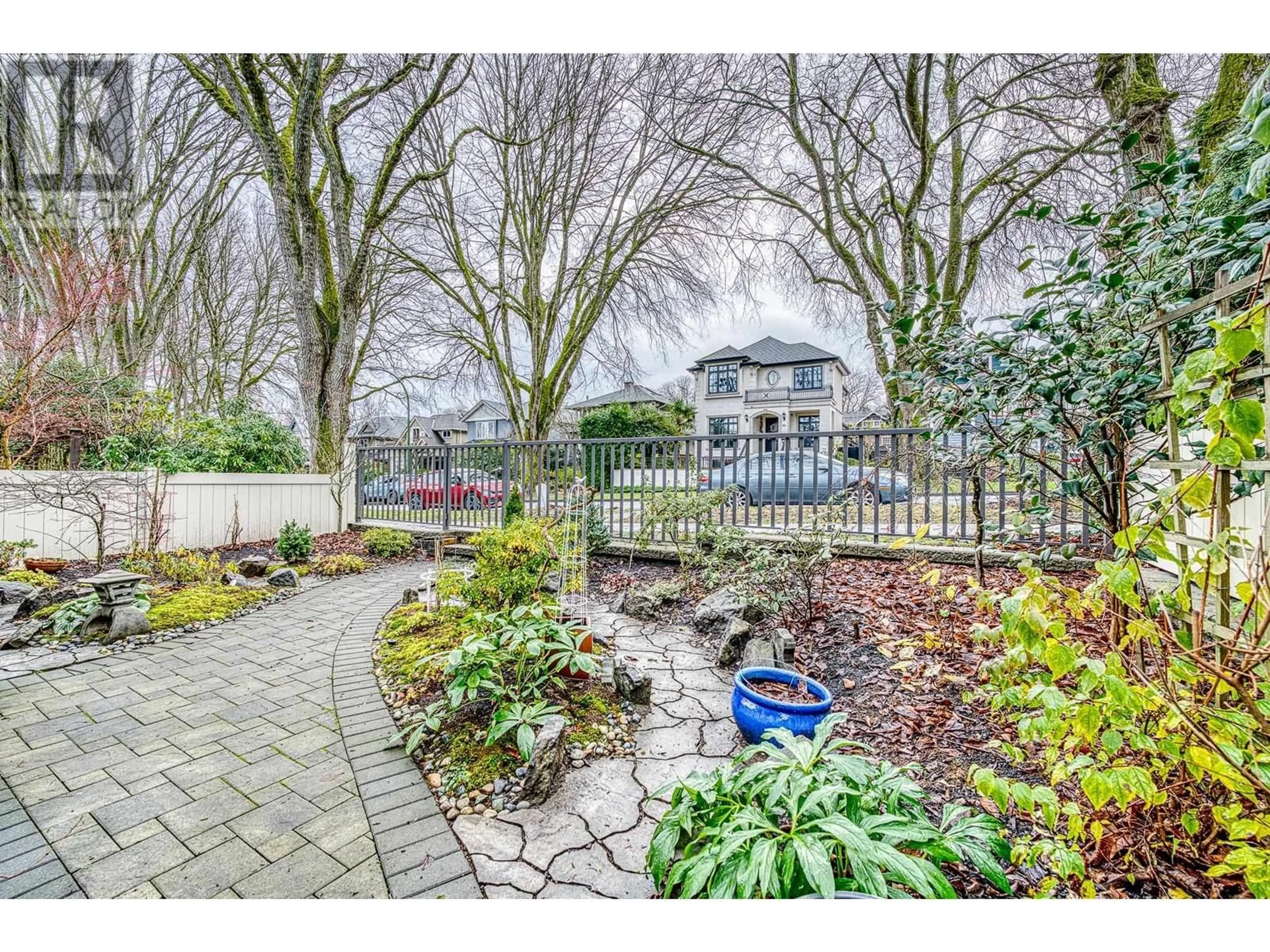 Patio, water/lake/river/ocean view for 3537 18TH AVENUE, Vancouver British Columbia V6S1A9