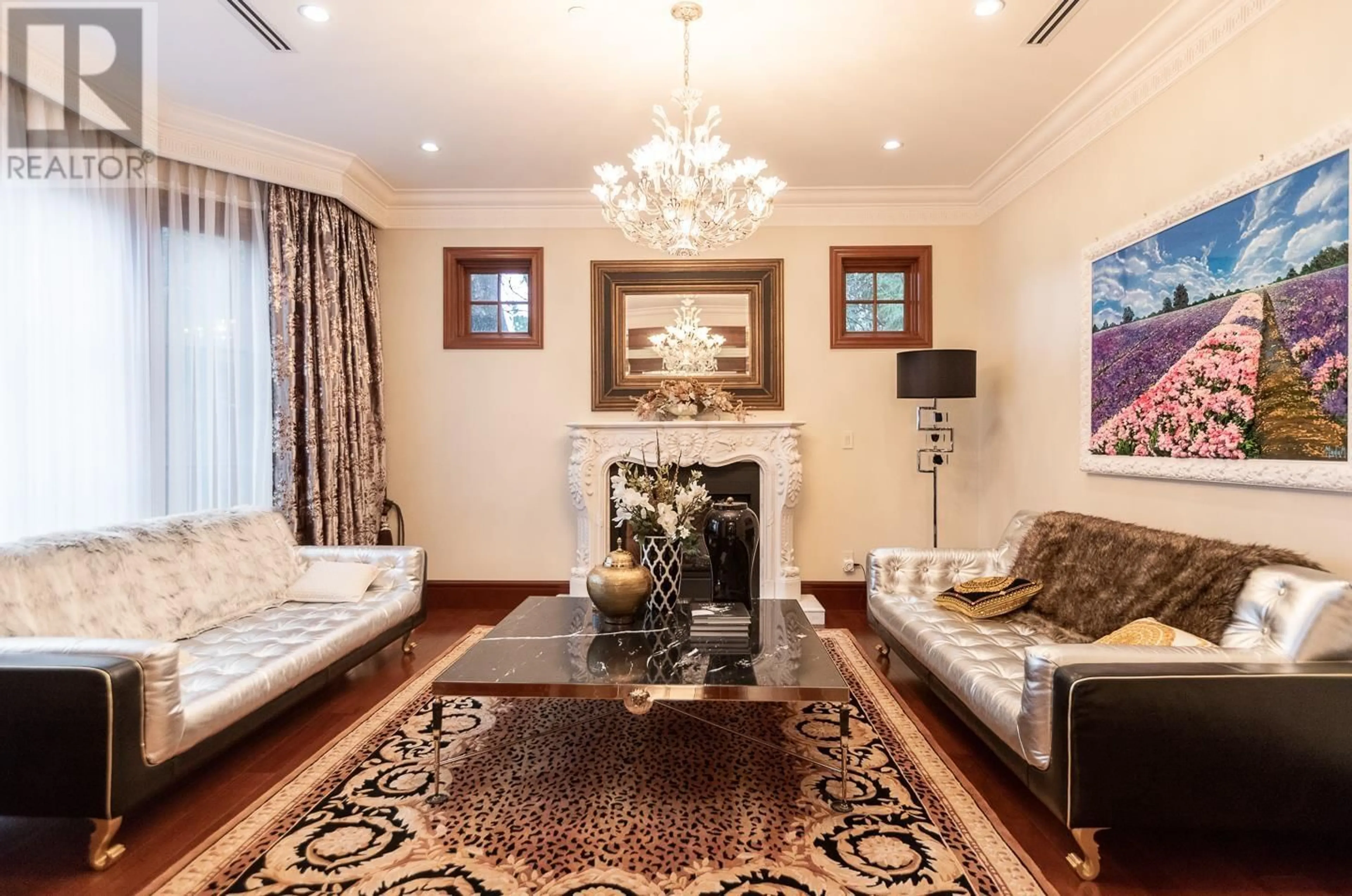 Living room with furniture, unknown for 5376 CONNAUGHT DRIVE, Vancouver British Columbia V6M3G6