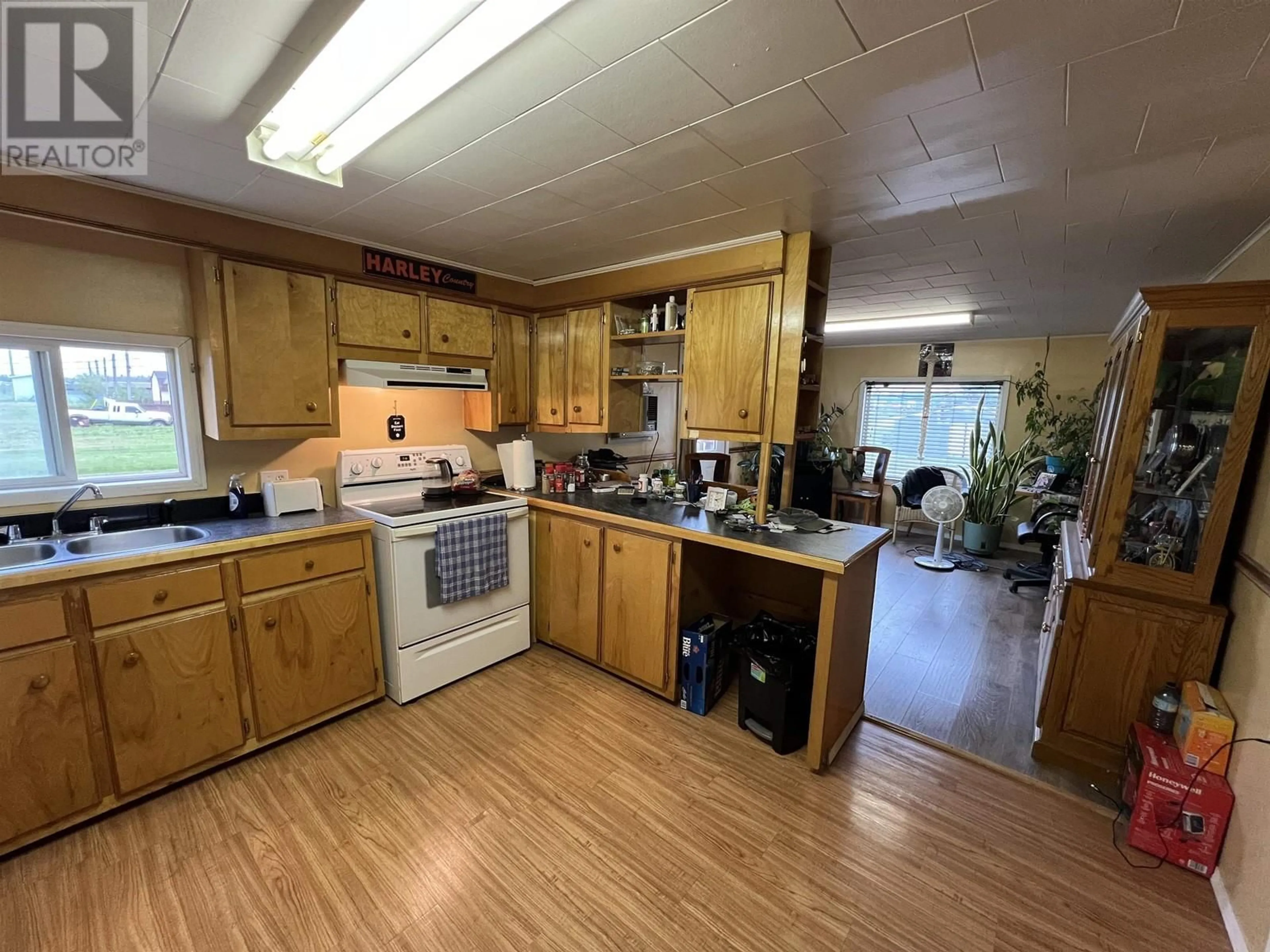 Unknown for 14 - 4603 50 AVENUE, Fort Nelson British Columbia V0C1R0