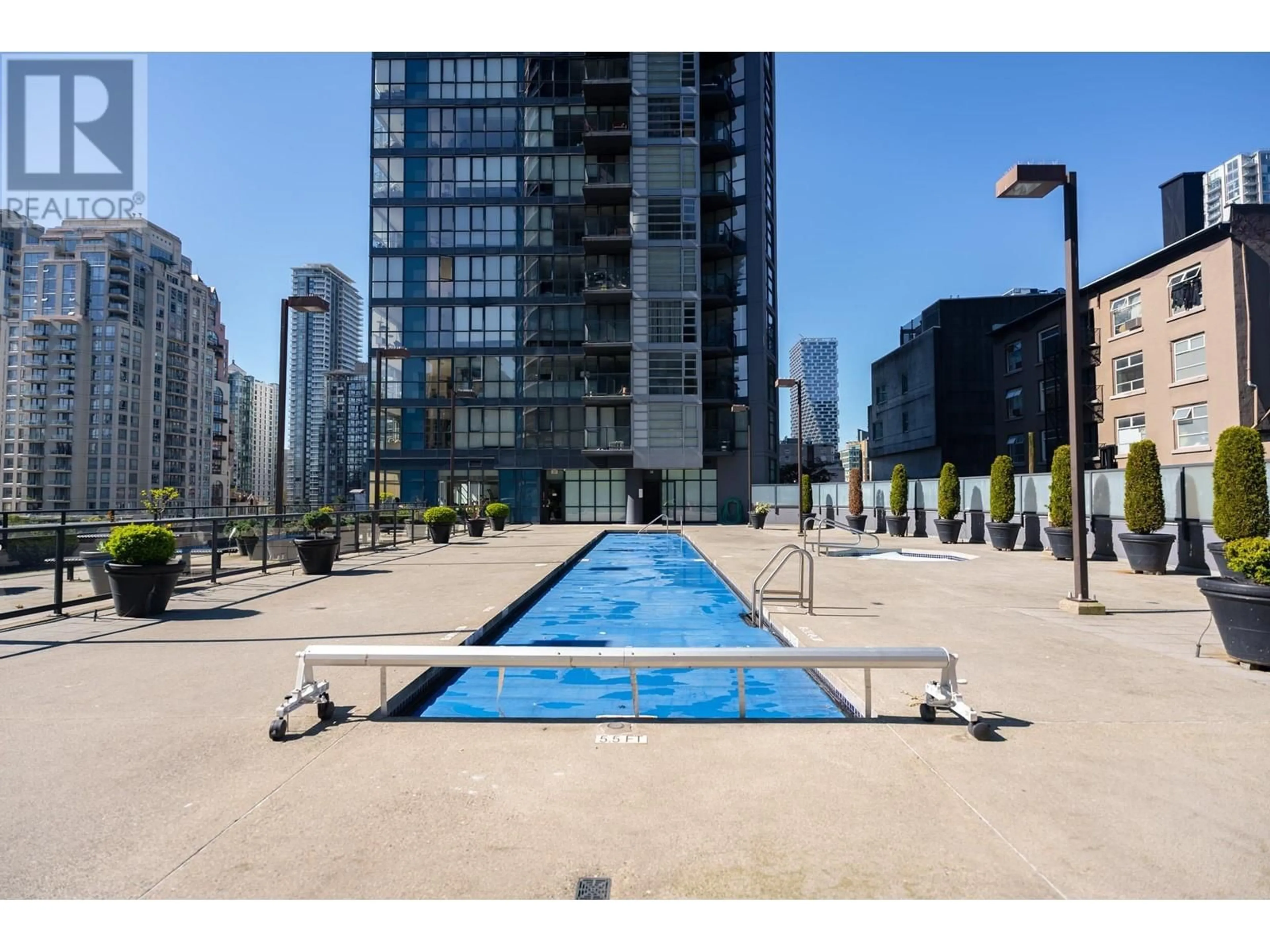 Pool for 807 - 1199 SEYMOUR STREET, Vancouver British Columbia V6B1K3