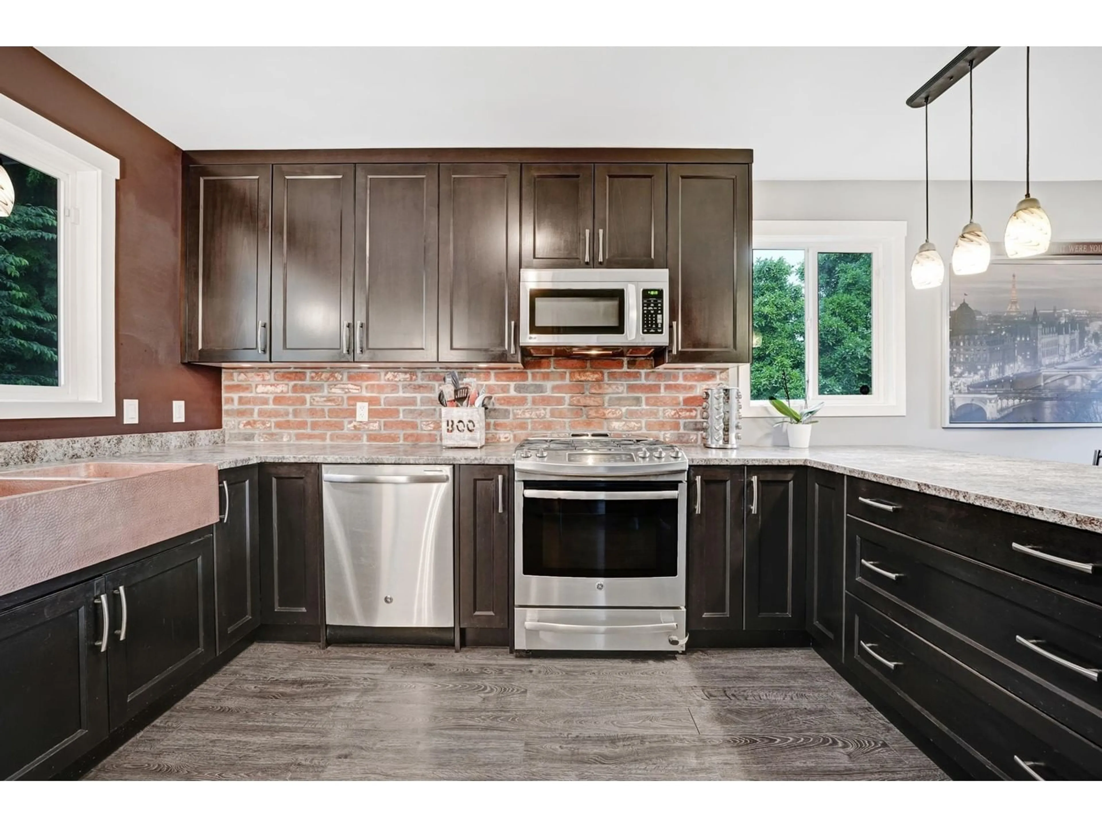 Contemporary kitchen, ceramic/tile floor for 32921 6, Mission British Columbia V6V1Z3