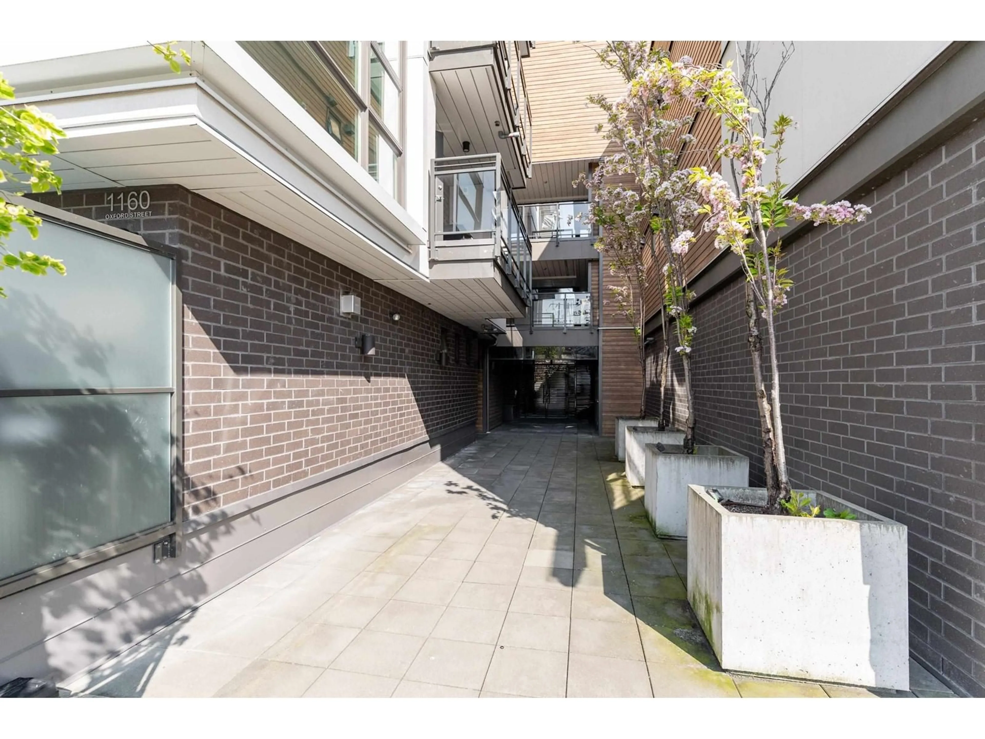 Unknown for 203 - 1160 OXFORD, White Rock British Columbia V4B0B3