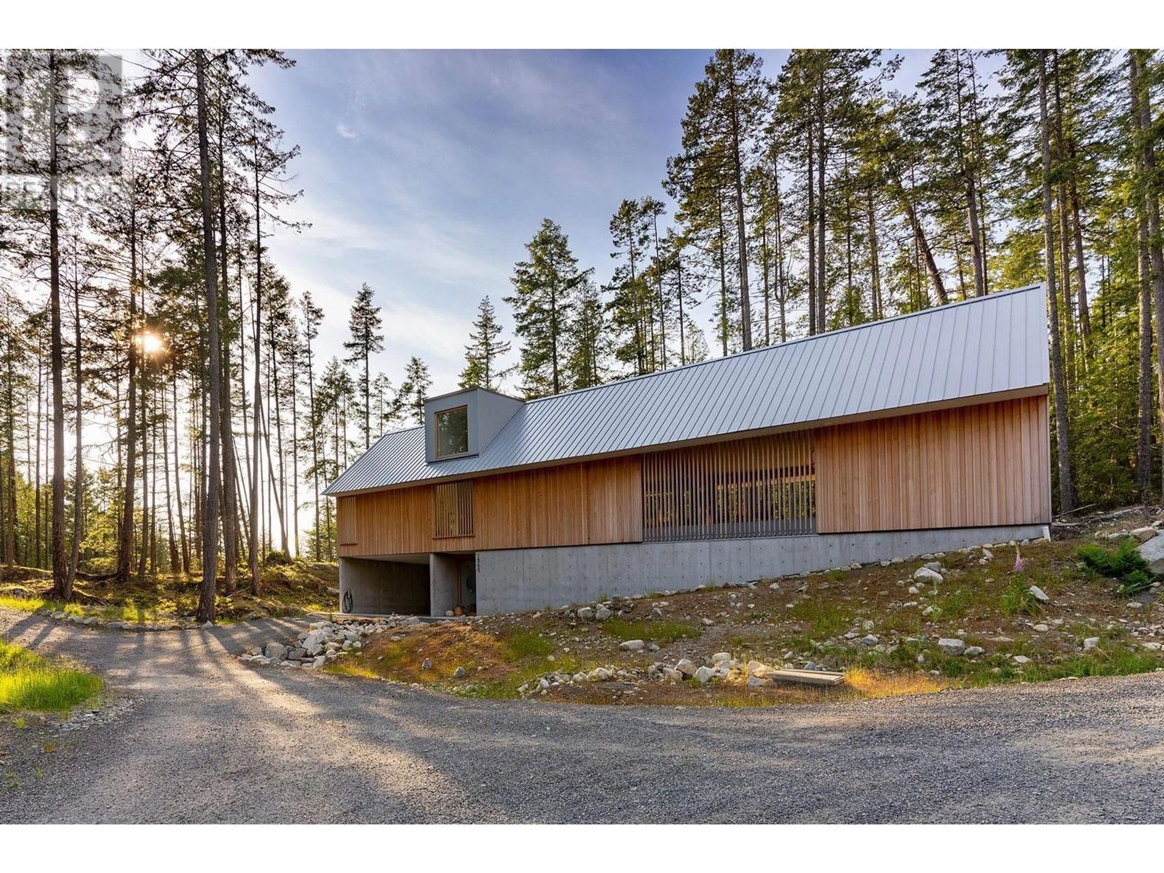Unknown for 1565 DOUGLAS ROAD, Bowen Island British Columbia V0N1G2