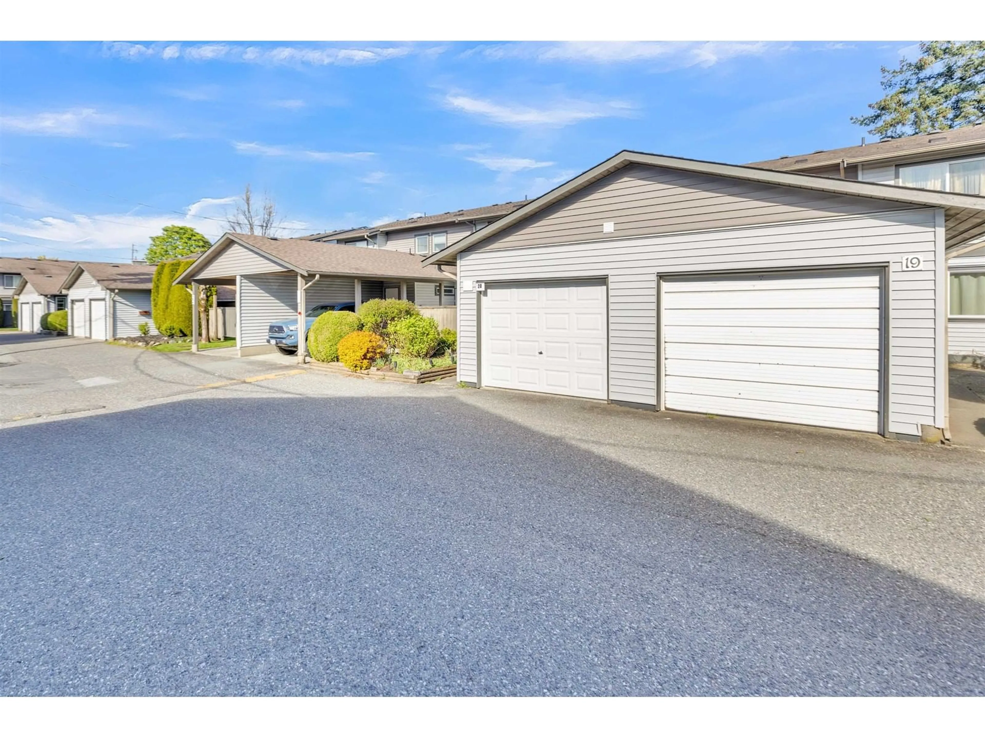 Unknown for 20 - 46689 FIRST AVENUE, Chilliwack British Columbia V2P1X5