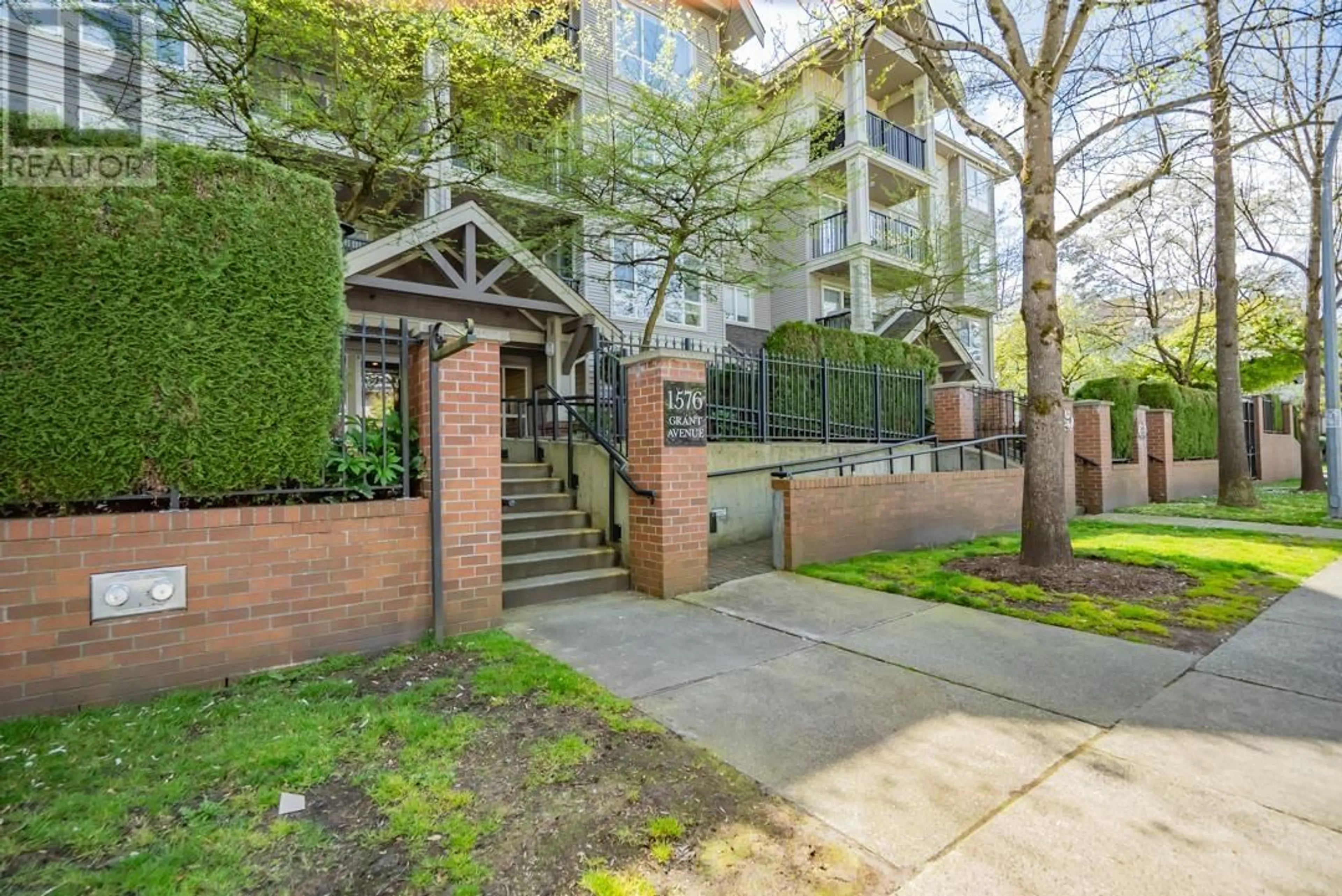 Unknown for 204 - 1576 GRANT AVENUE, Port Coquitlam British Columbia V3B1P2