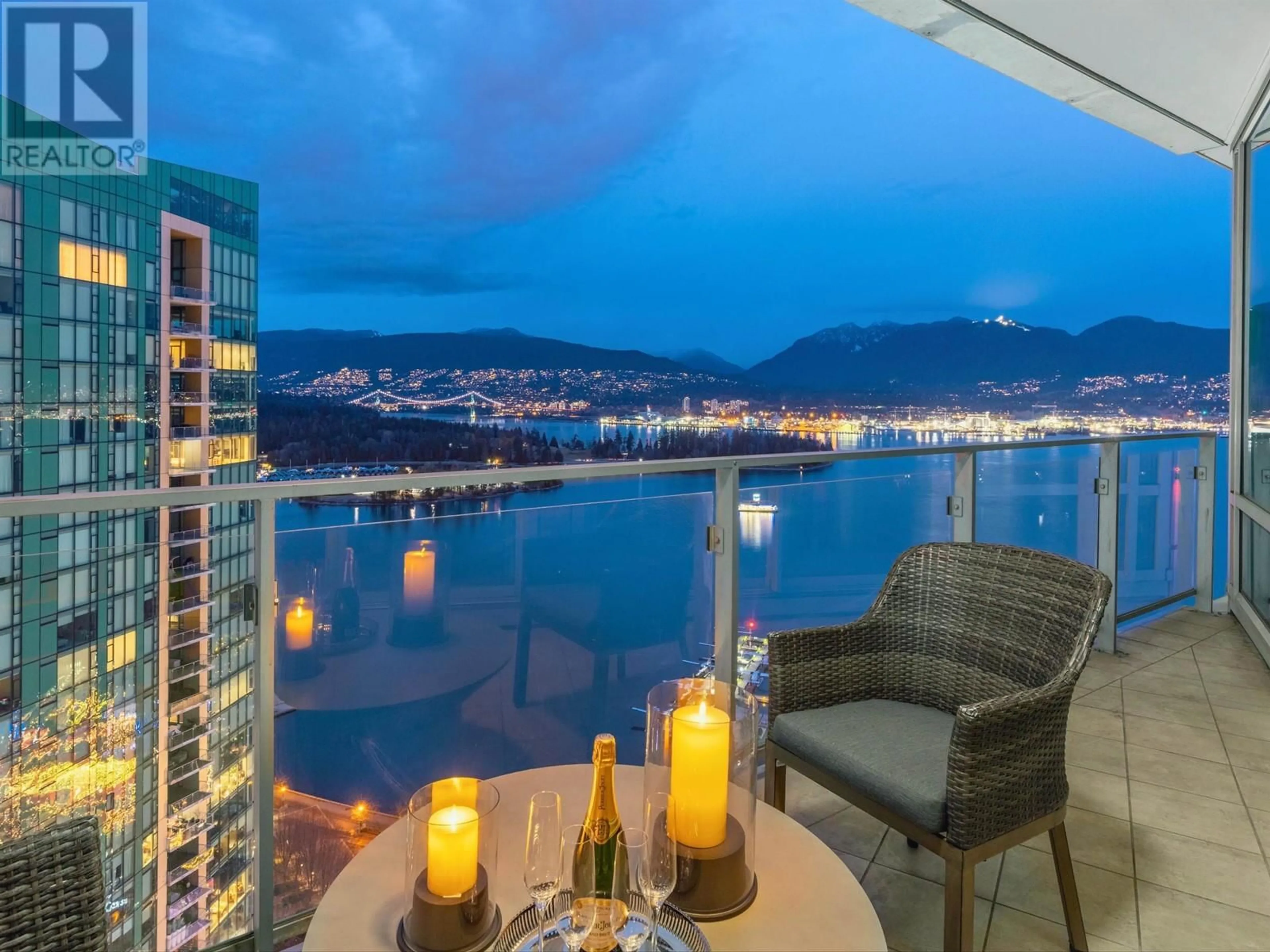 Balcony in the apartment, water/lake/river/ocean view for 2803 - 1077 CORDOVA STREET, Vancouver British Columbia V6C2C6