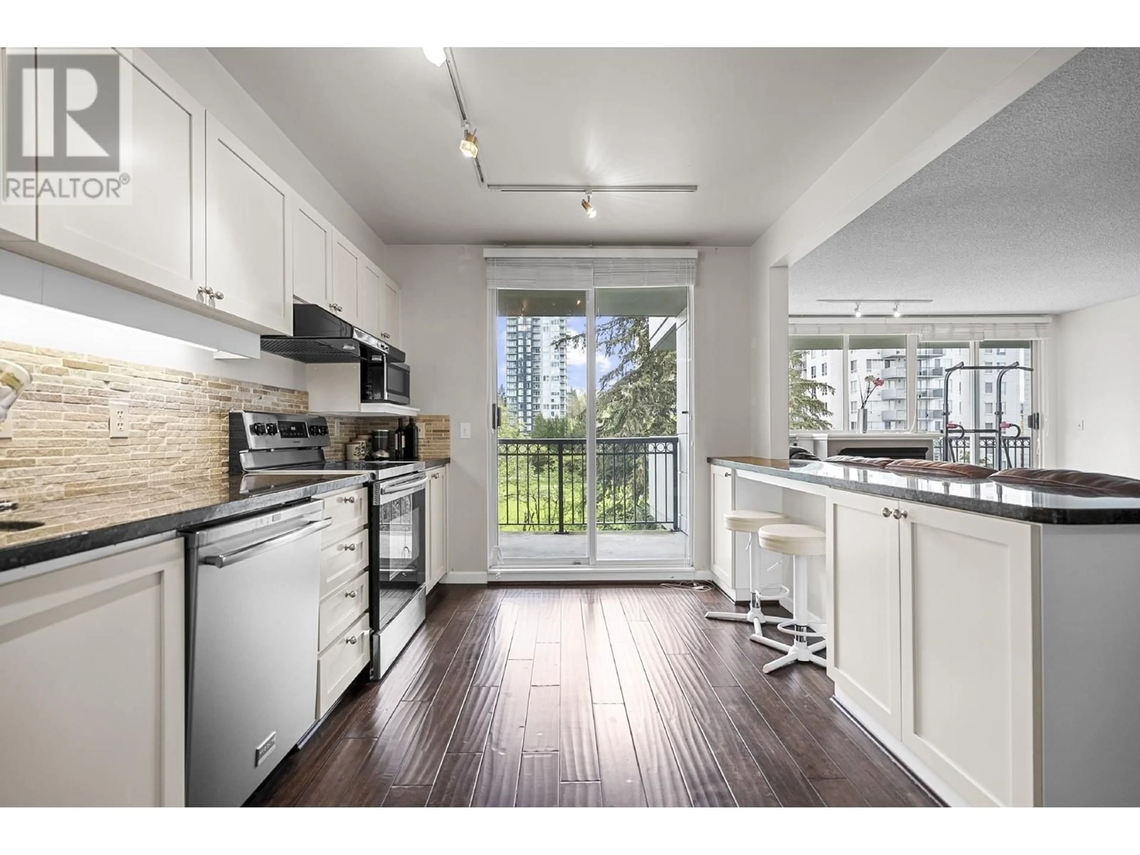Open concept kitchen, unknown for 901 - 545 AUSTIN AVENUE, Coquitlam British Columbia V3K6R4