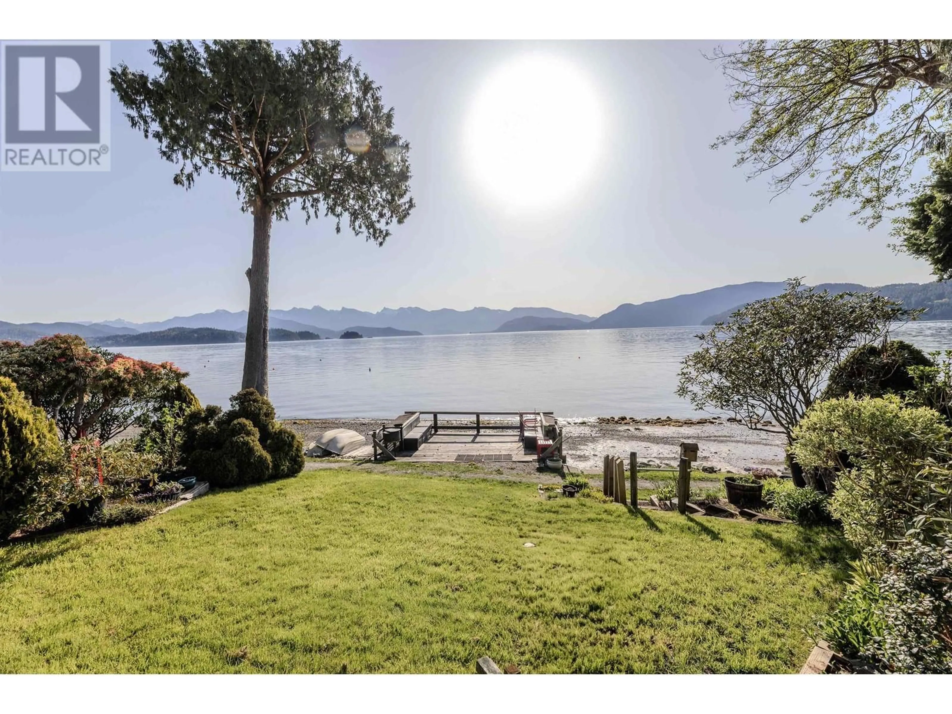 Patio, water/lake/river/ocean view for 1162 POINT ROAD, Gibsons British Columbia V0N1V1