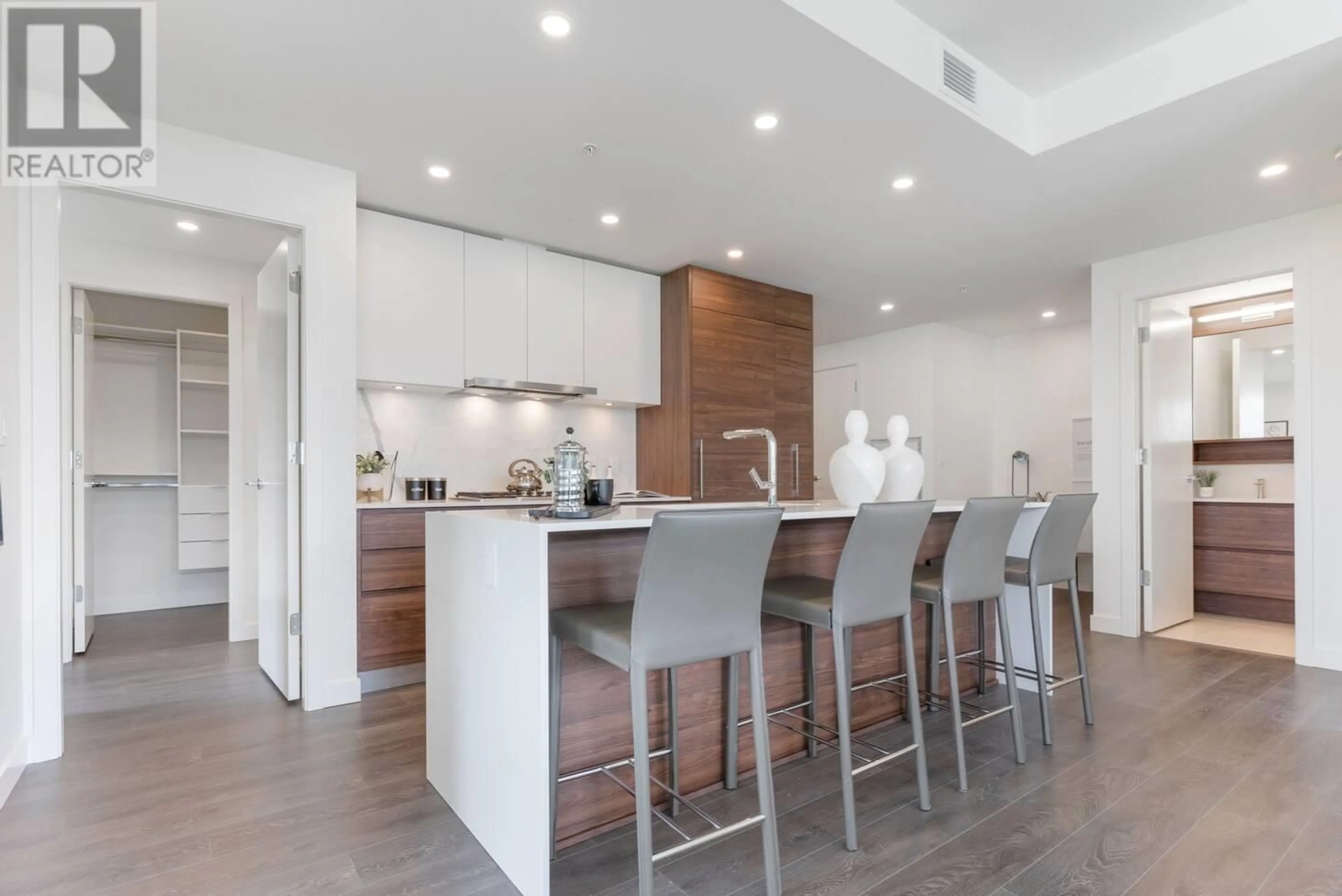Open concept kitchen, unknown for 1703 - 585 AUSTIN AVENUE, Coquitlam British Columbia V3K0G6