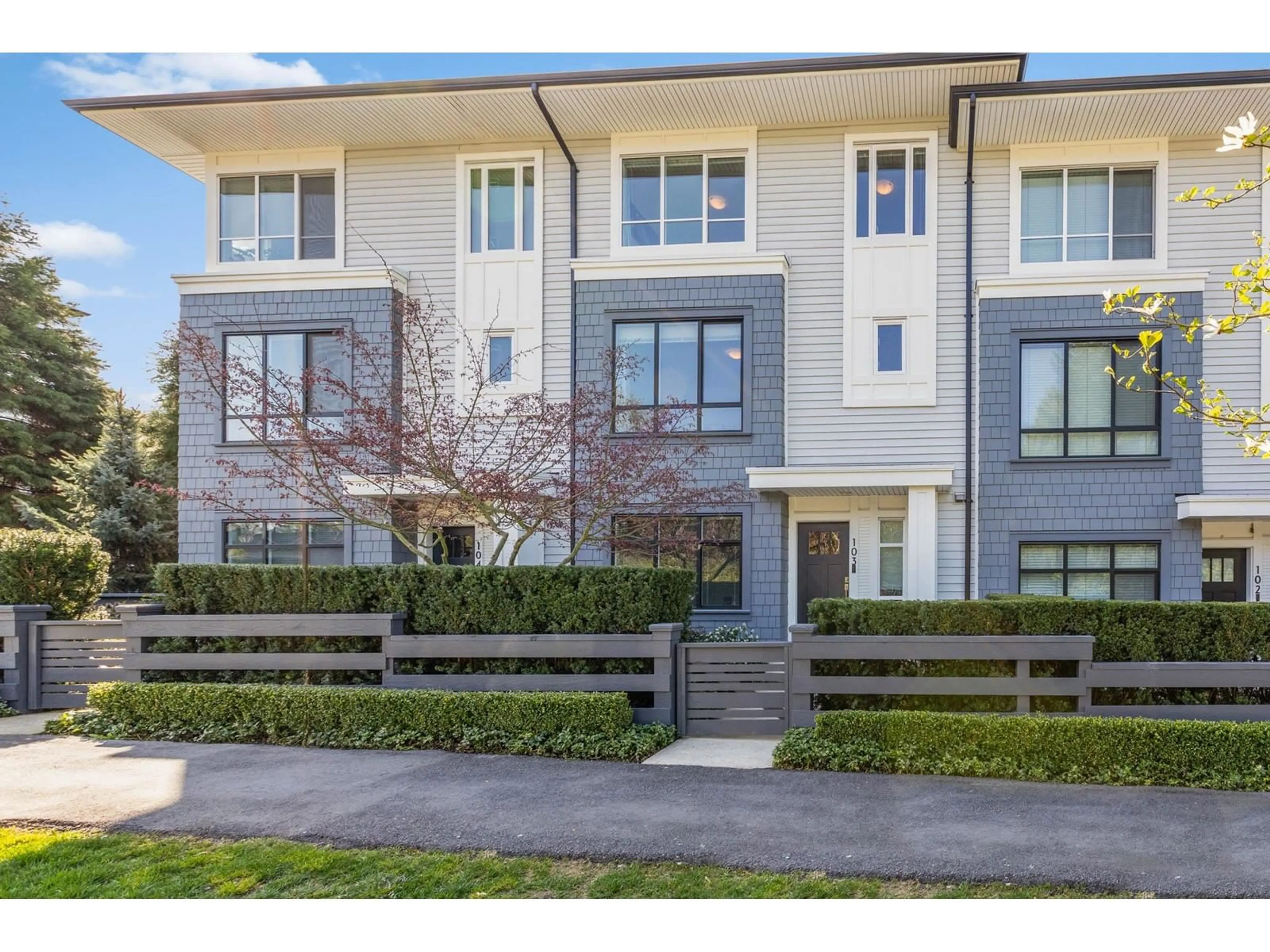 Unknown for 103 - 18505 LAURENSEN, Surrey British Columbia V4N6R7